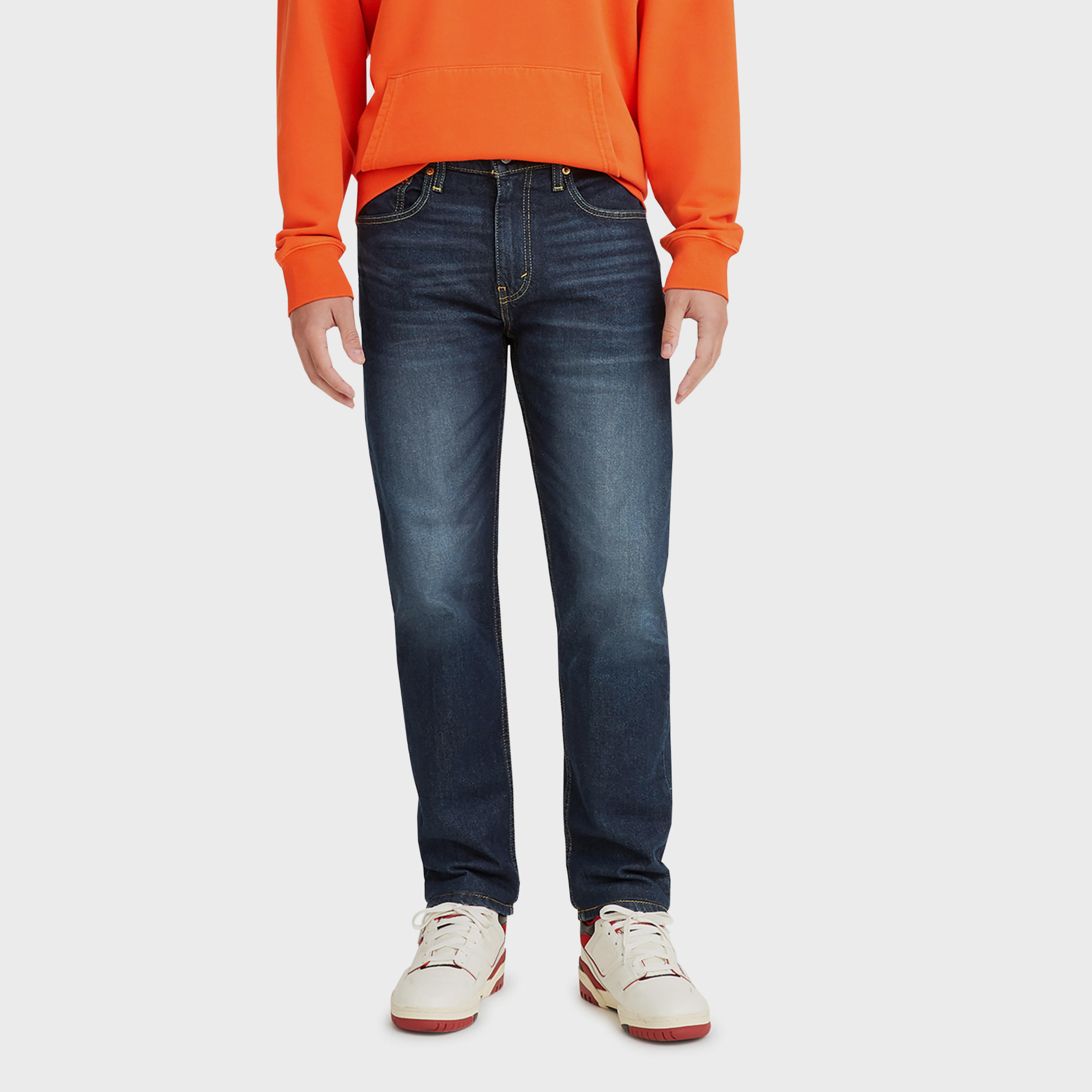 بنطال جينز متوسط الارتفاع من ليفايز 502 بلون أزرق بقصة مدببة وأزرار للإغلاق-men-clothing-bottoms-jeans-image-1
