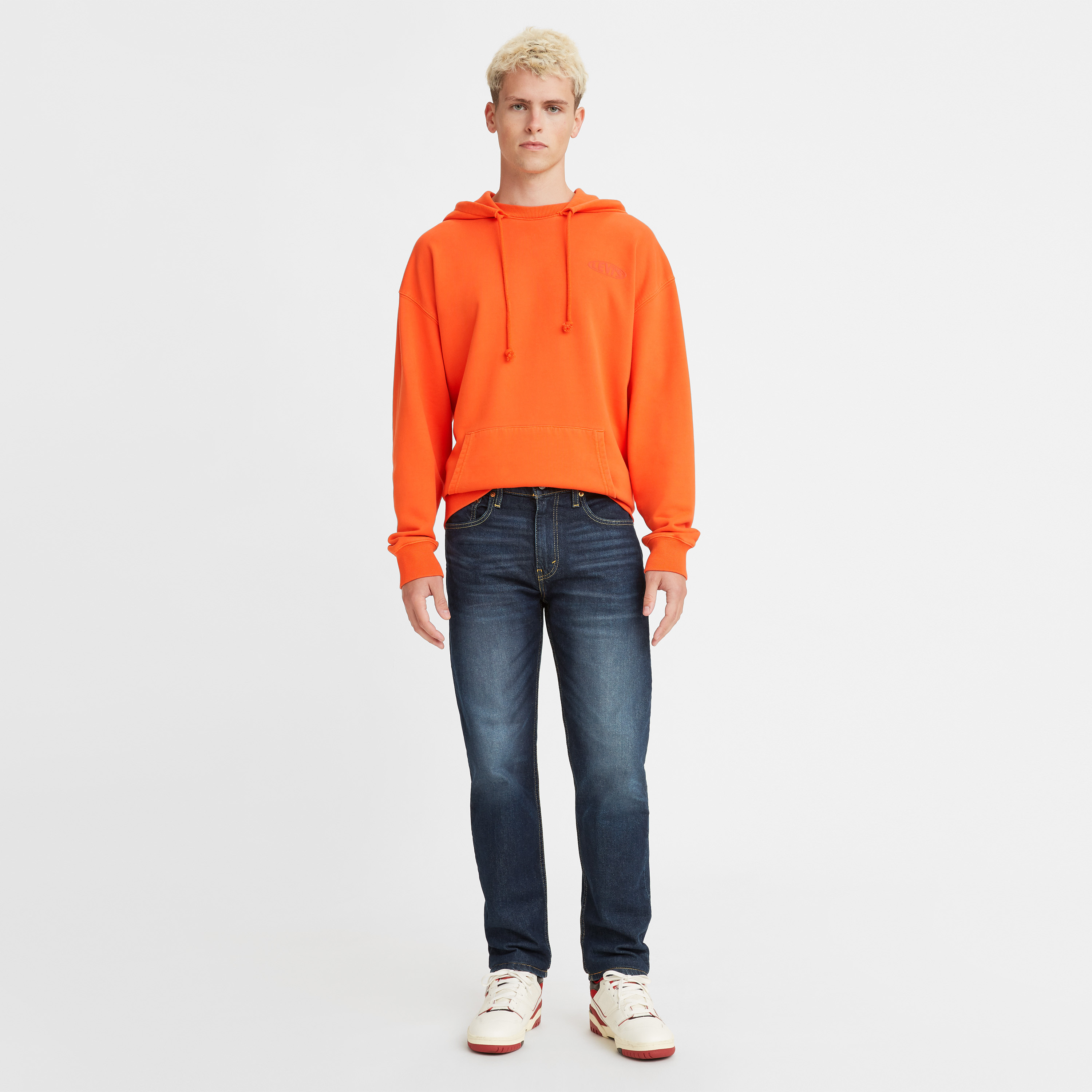 بنطال جينز متوسط الارتفاع من ليفايز 502 بلون أزرق بقصة مدببة وأزرار للإغلاق-men-clothing-bottoms-jeans-image-4