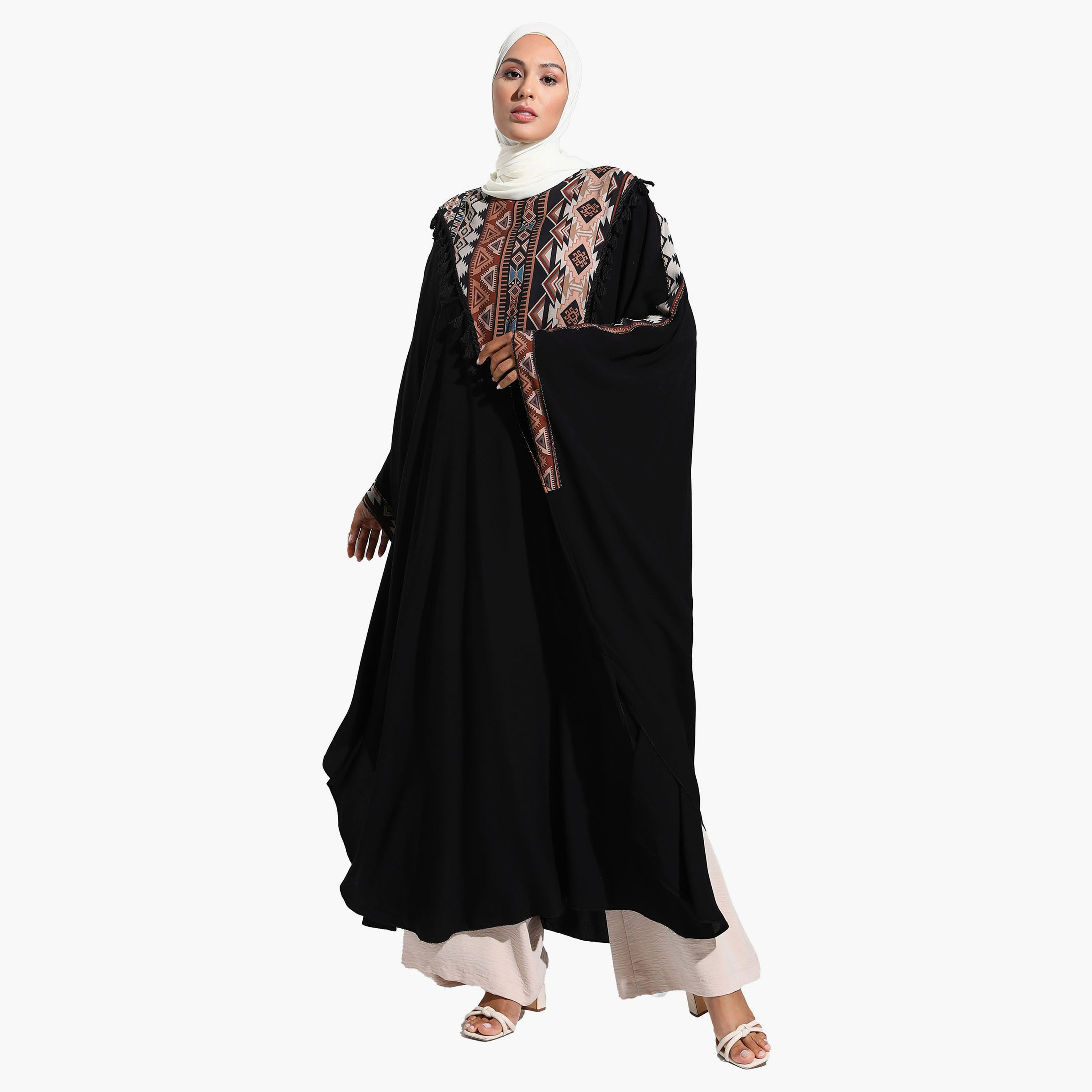 Modanisa Printed Back Keyhole Button Abaya-women-arabicclothing-abayas-image-2