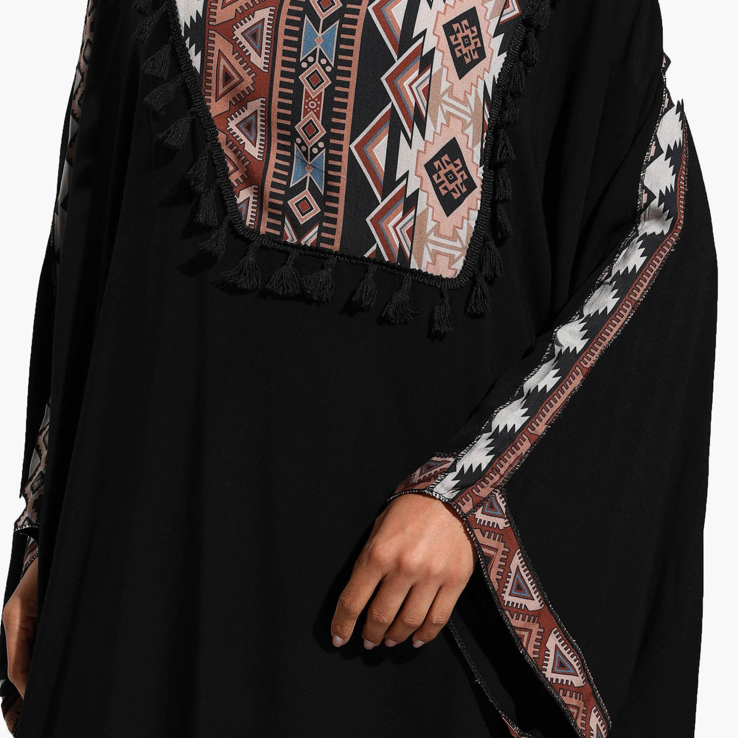 Modanisa Printed Back Keyhole Button Abaya-women-arabicclothing-abayas-image-4
