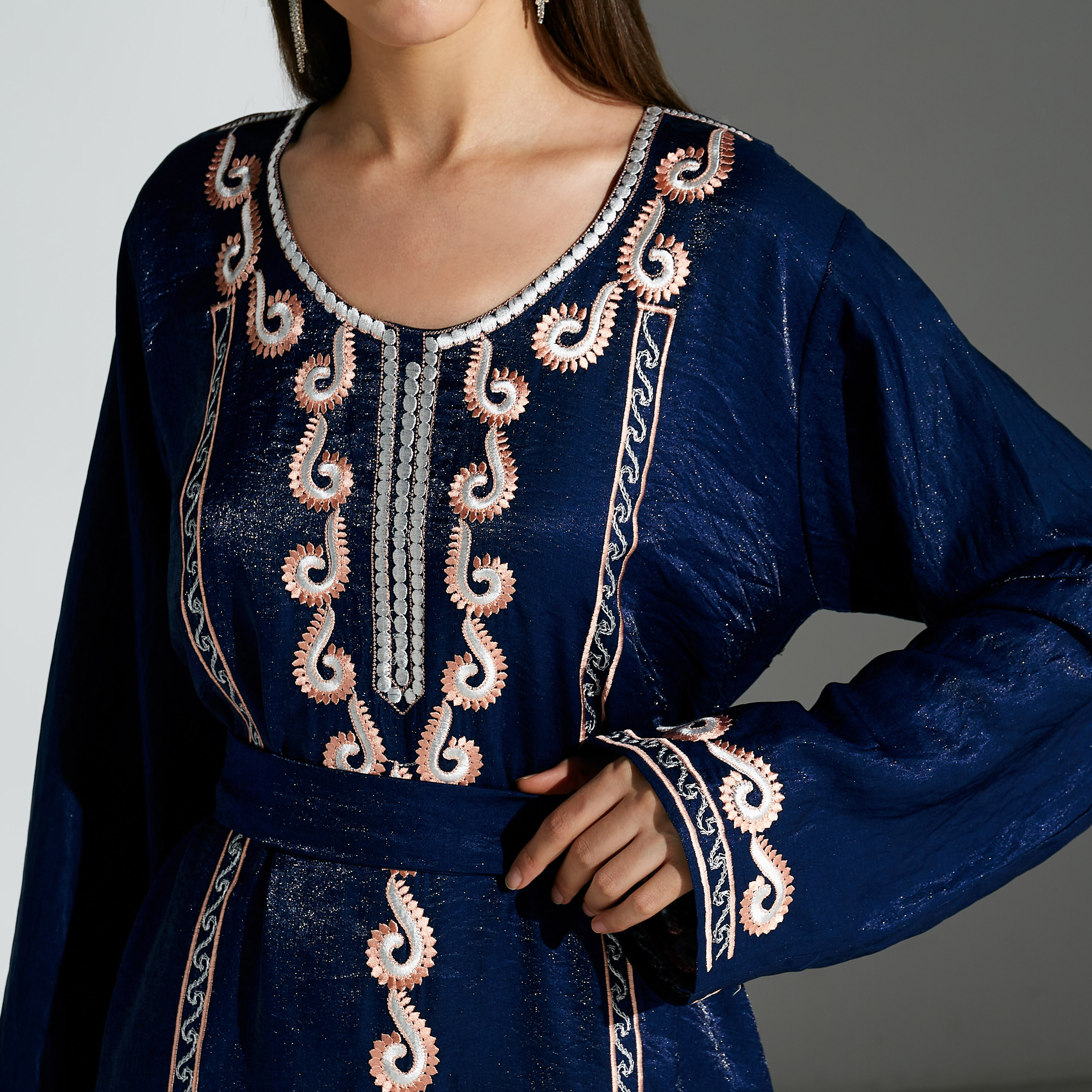 جلابية مطرزة بحزام ربط من مليكة-women-arabicclothing-jalabiyas-image-3