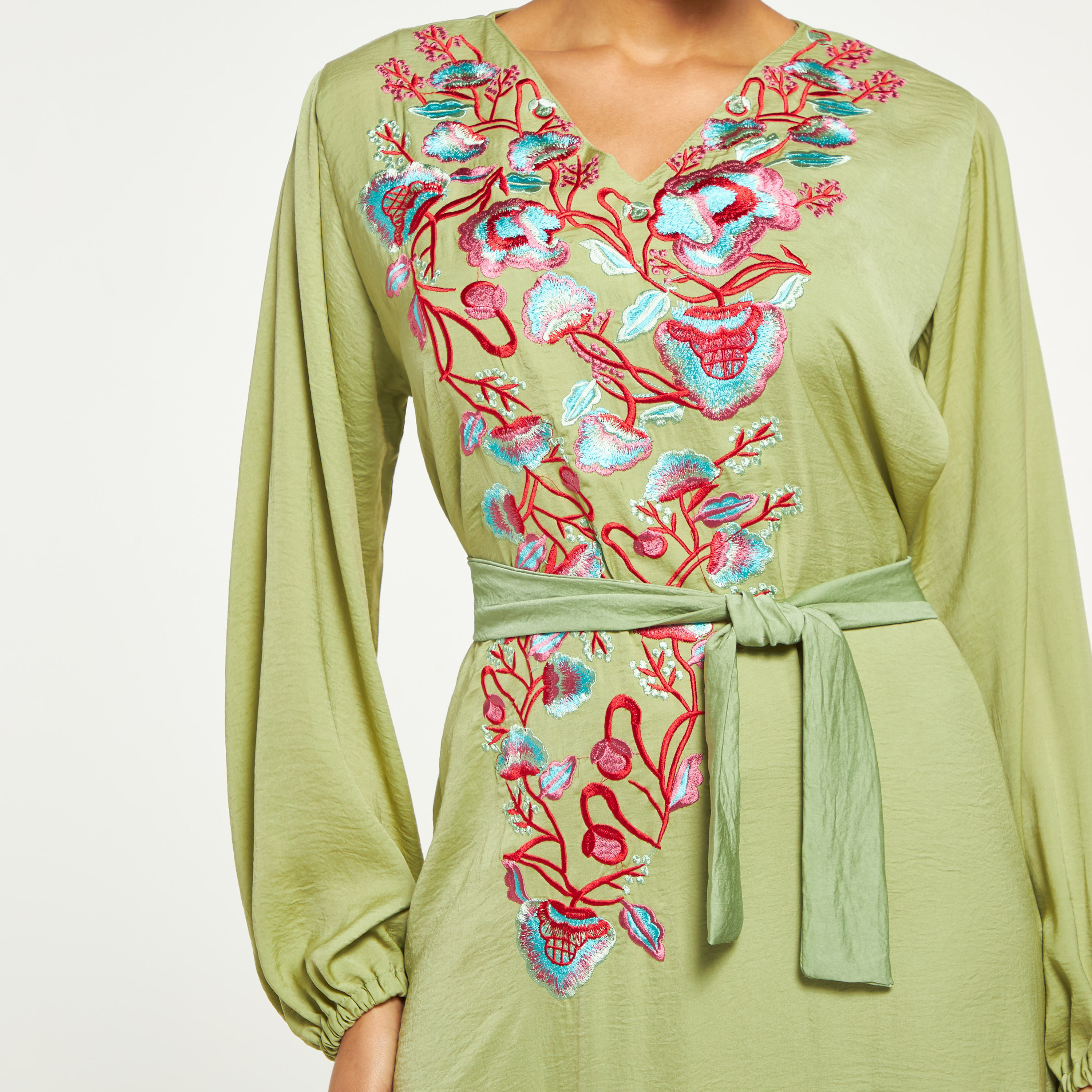 Malikah Floral Embroidered Jalabiya with Tie-Up Belt-women-arabicclothing-jalabiyas-image-3