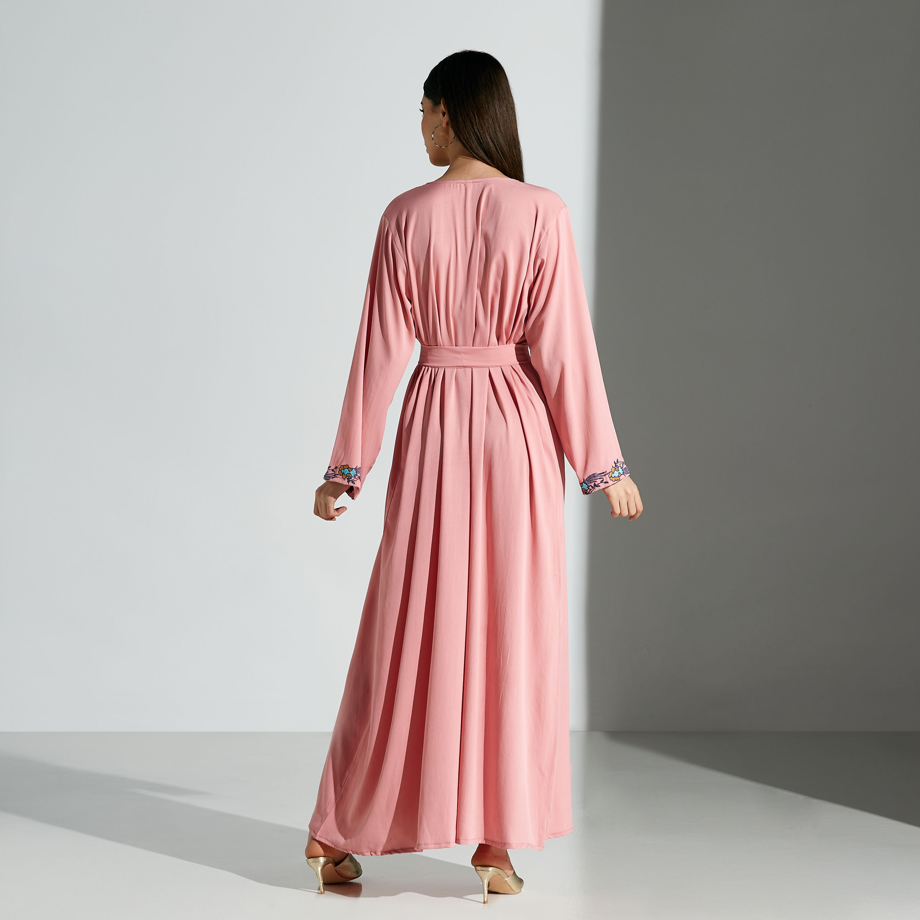 جلابية مطرزة بحزام رباط من مليكة - للأم-women-arabicclothing-jalabiyas-image-5