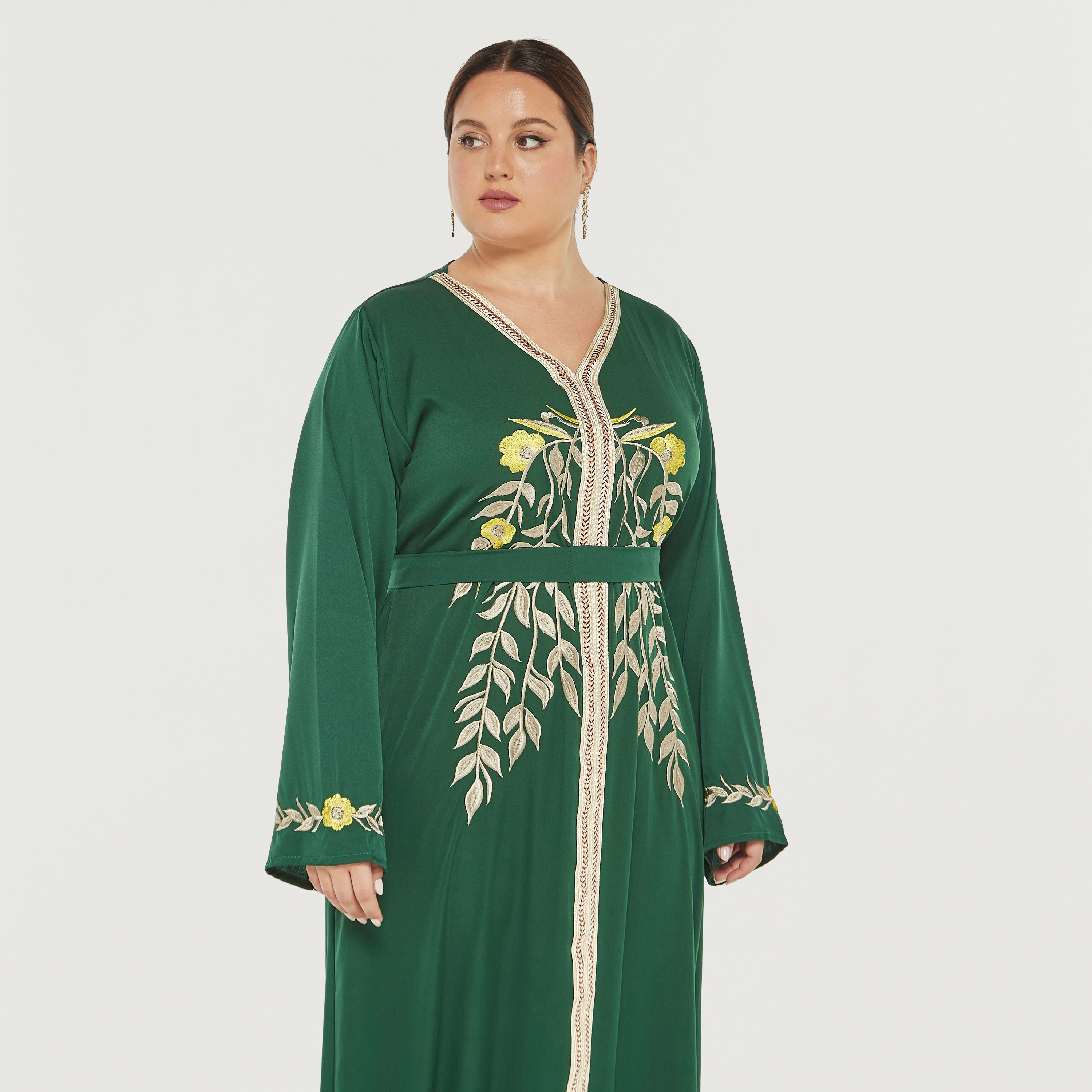جلابية بتطريز أزهار وحزام ربط من ملكة-women-arabicclothing-jalabiyas-image-2