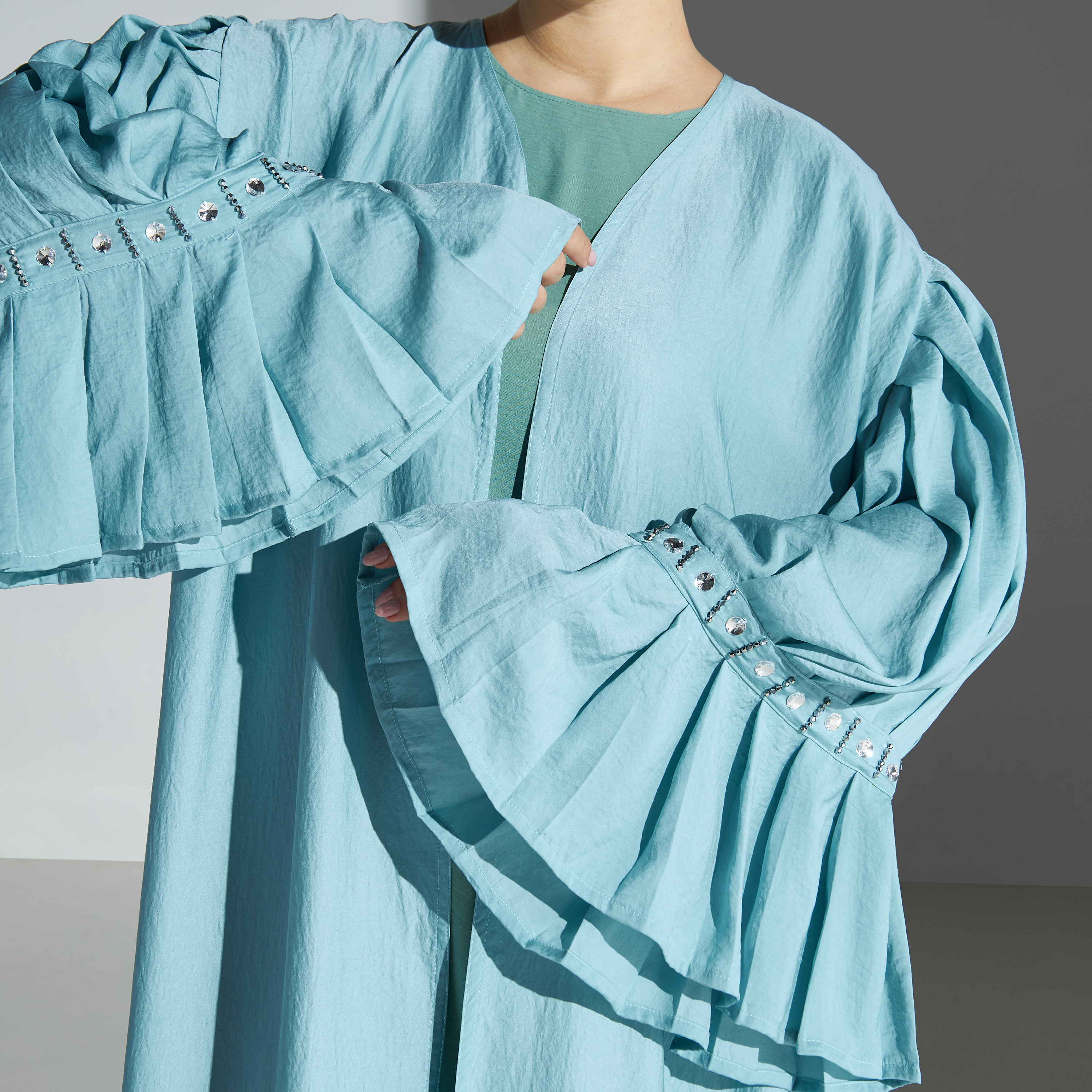 Malikah Plus Size Pleat Detail Open Front Abaya with Hijab-women-arabicclothing-abayas-image-3