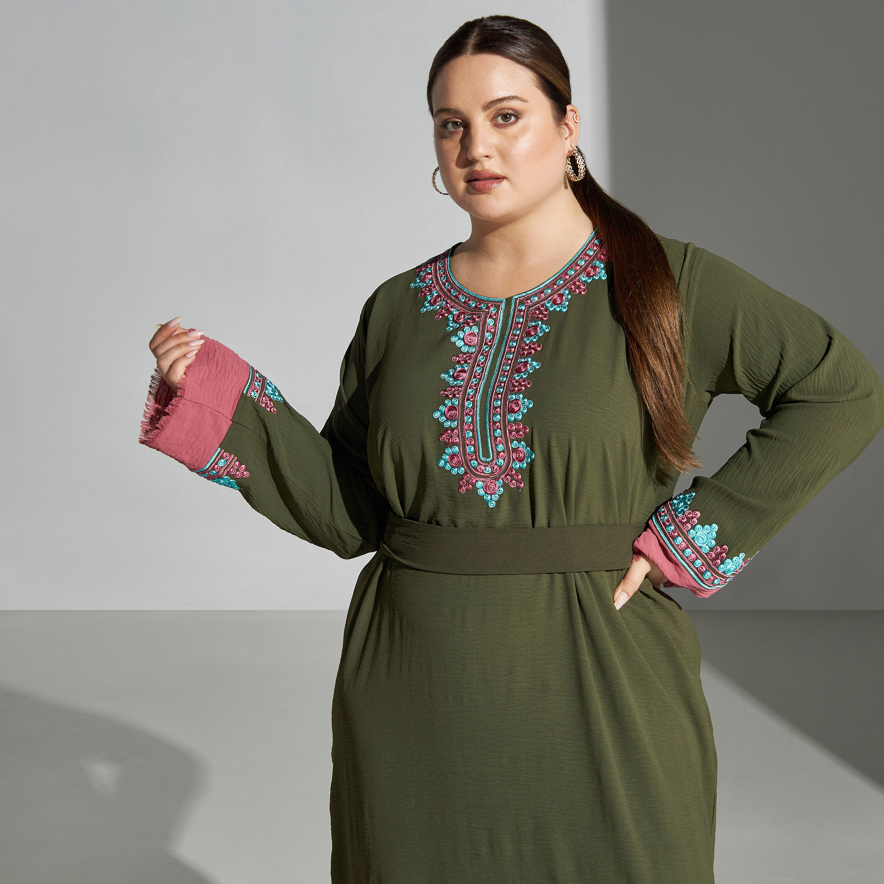 Malikah Plus Size Embroidered Jalabiya with Tie-Up Belt-women-arabicclothing-jalabiyas-image-2