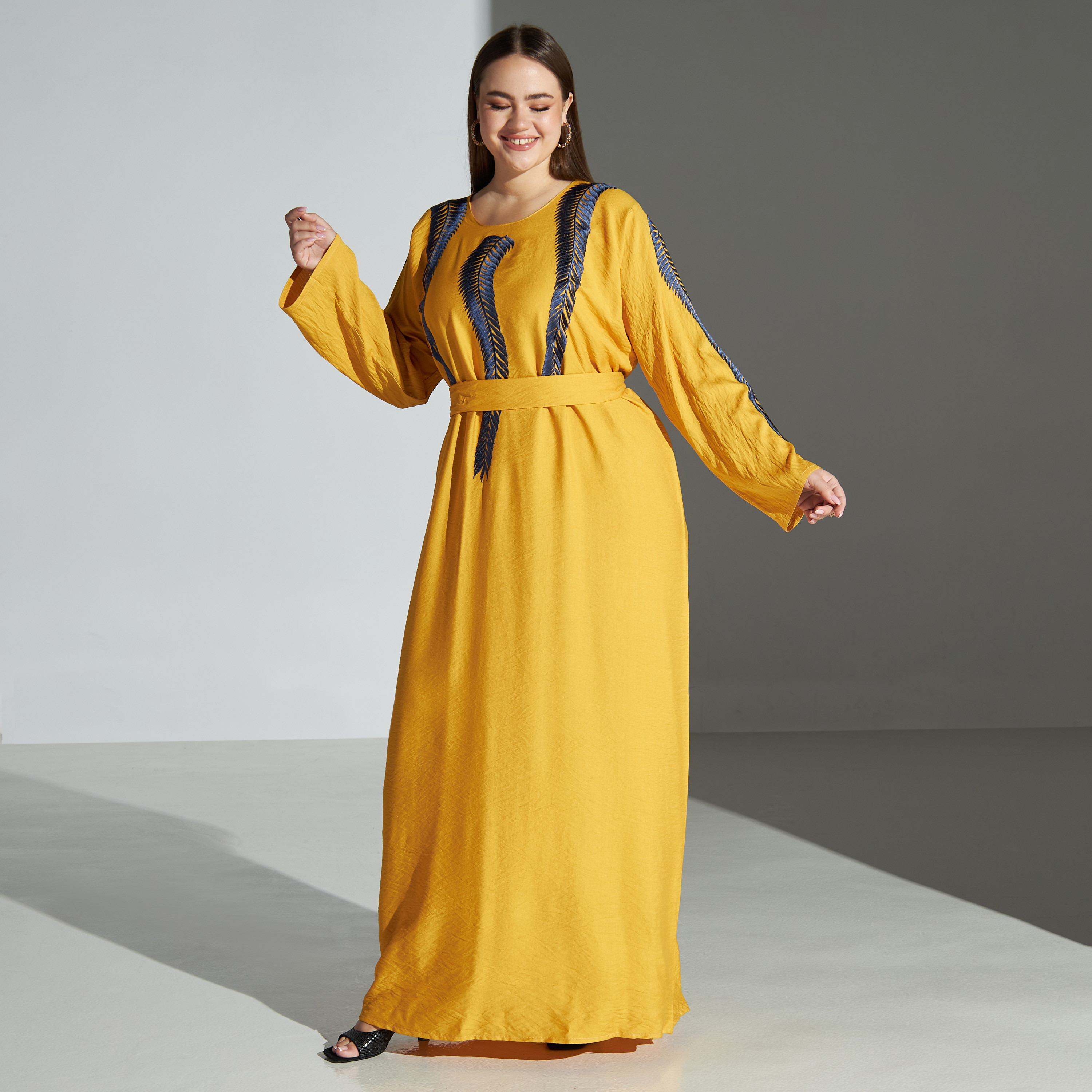 Malikah Embroidered Plus Size Jalabiya with Tie-Up Belt-women-arabicclothing-jalabiyas-image-4