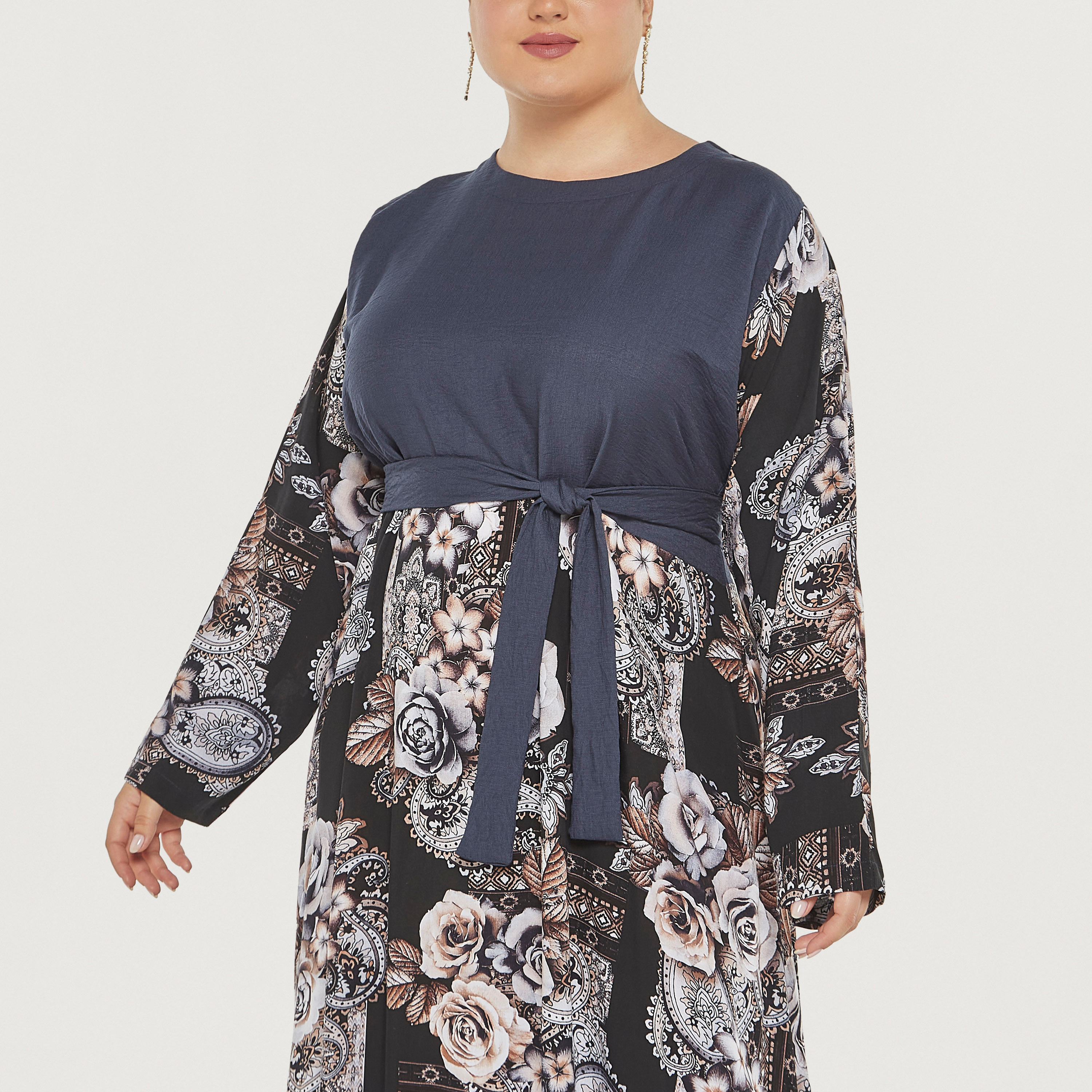 جلابية بطبعات زهرية وأربطة من مليكة-women-arabicclothing-jalabiyas-image-3