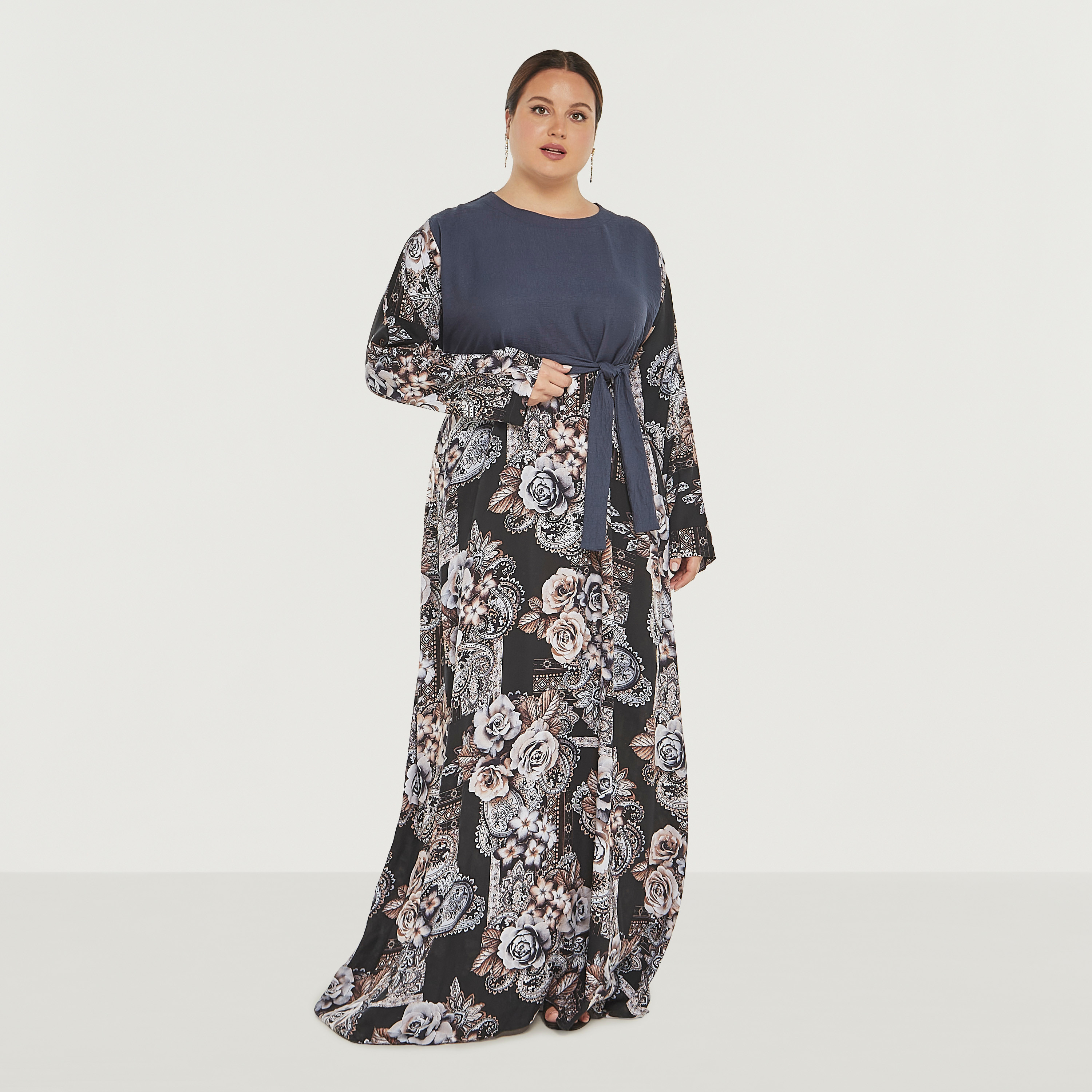 Malikah All-Over Floral Print Jalabiya with Tie-Ups-women-arabicclothing-jalabiyas-image-4