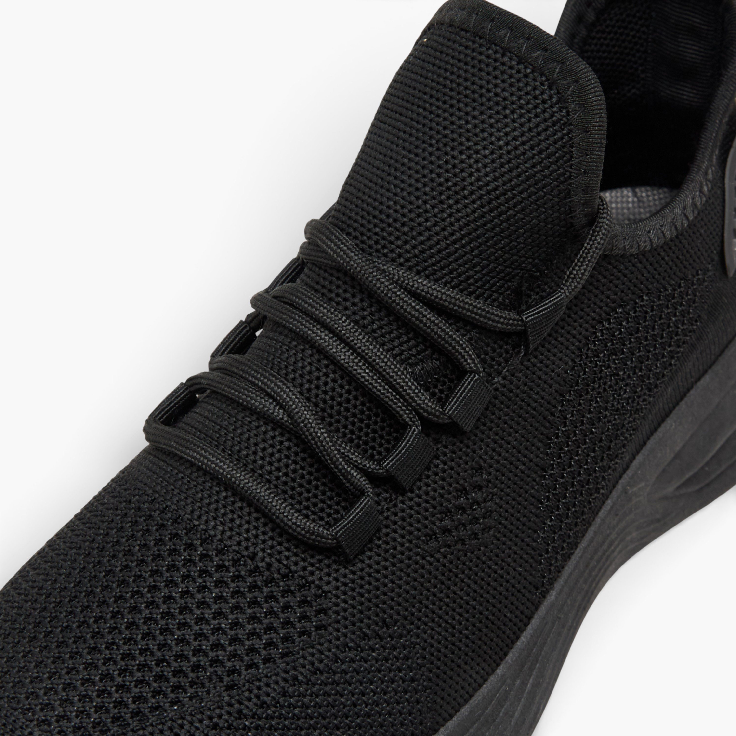 حذاء رياضي برباط إغلاق للنساء من أوكلان من شو إكسبريس-women-shoes-sports-image-4
