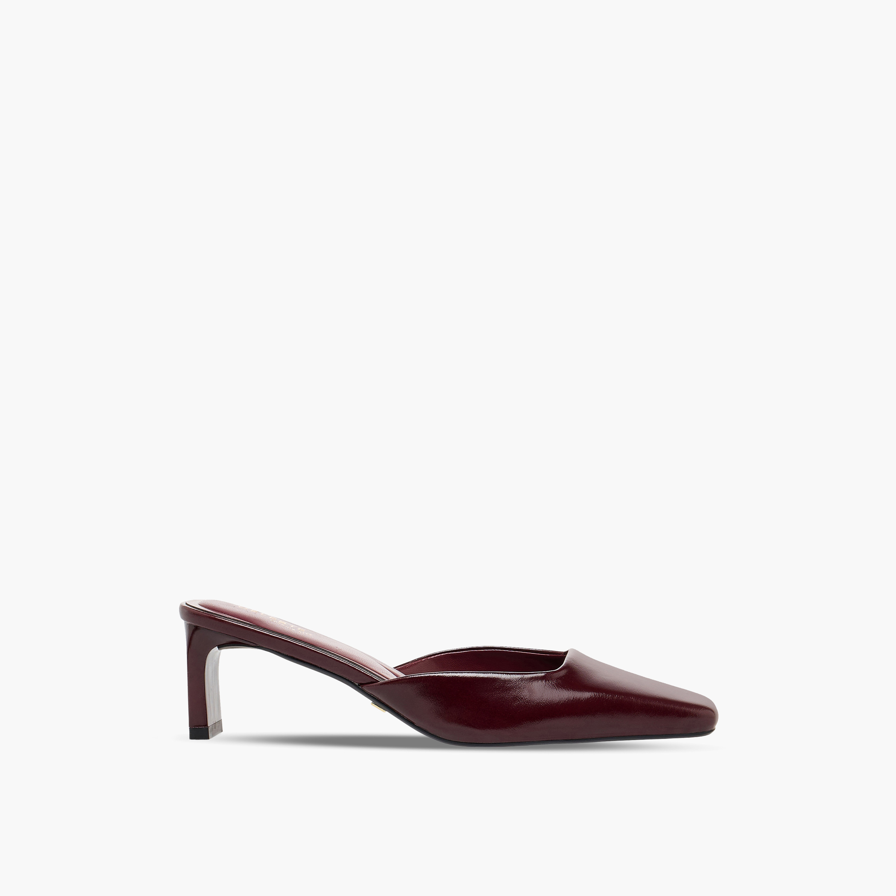 حذاء بكعب عريض للنساء من سيليست-women-shoes-heels-image-3