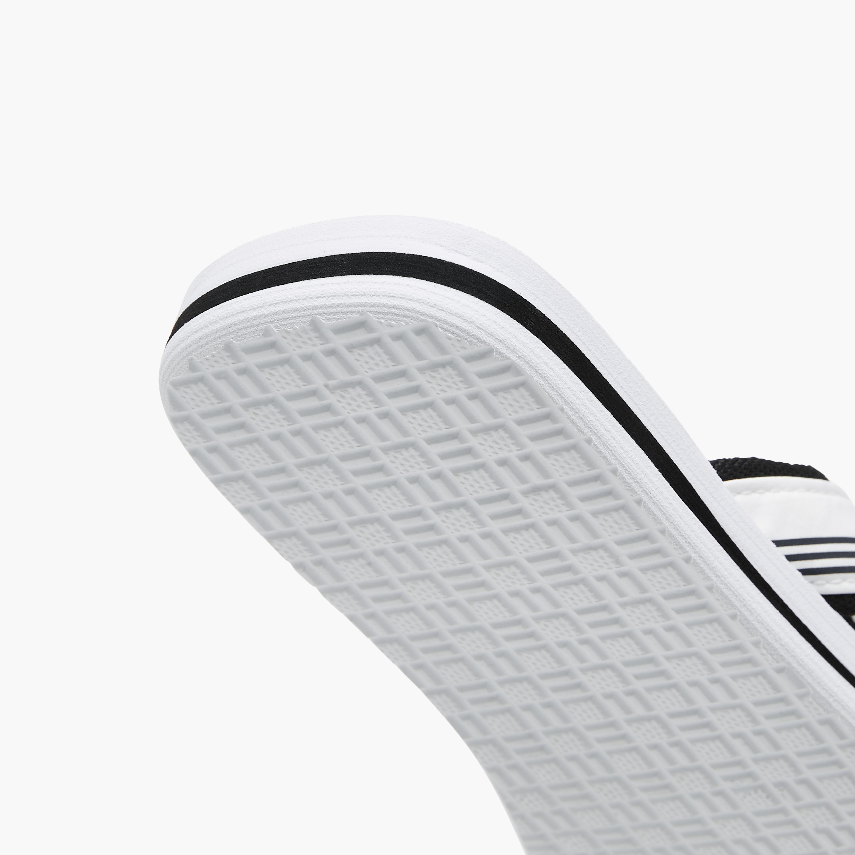 شبشب بإصبع مقلم للنساء من لي كوبر-women-shoes-flipflopsandslides-image-4