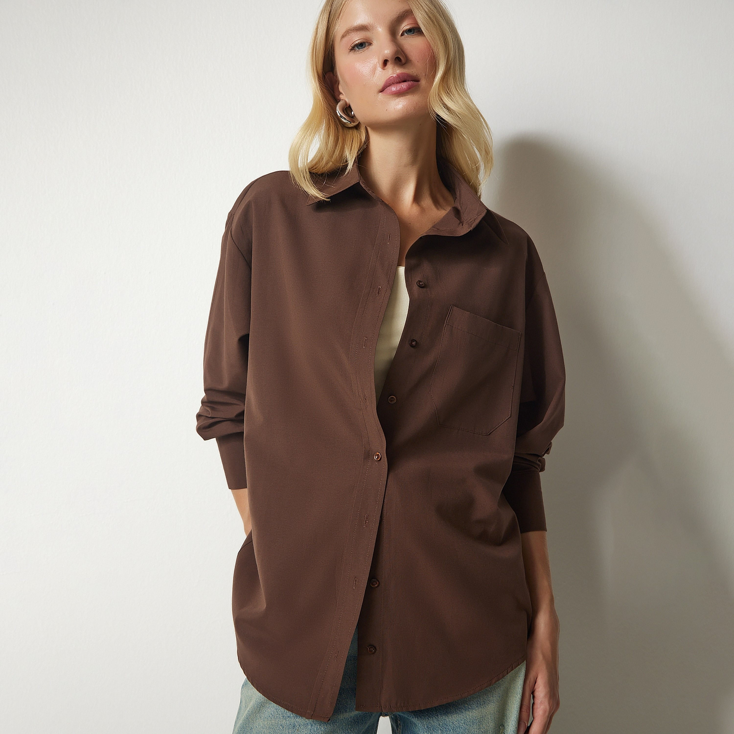 السعادة إسطنبول بياقة أكمام منخفضة قميص نسائي بني من بوبلين-women-clothing-shirtsandblouses-shirts-image-1