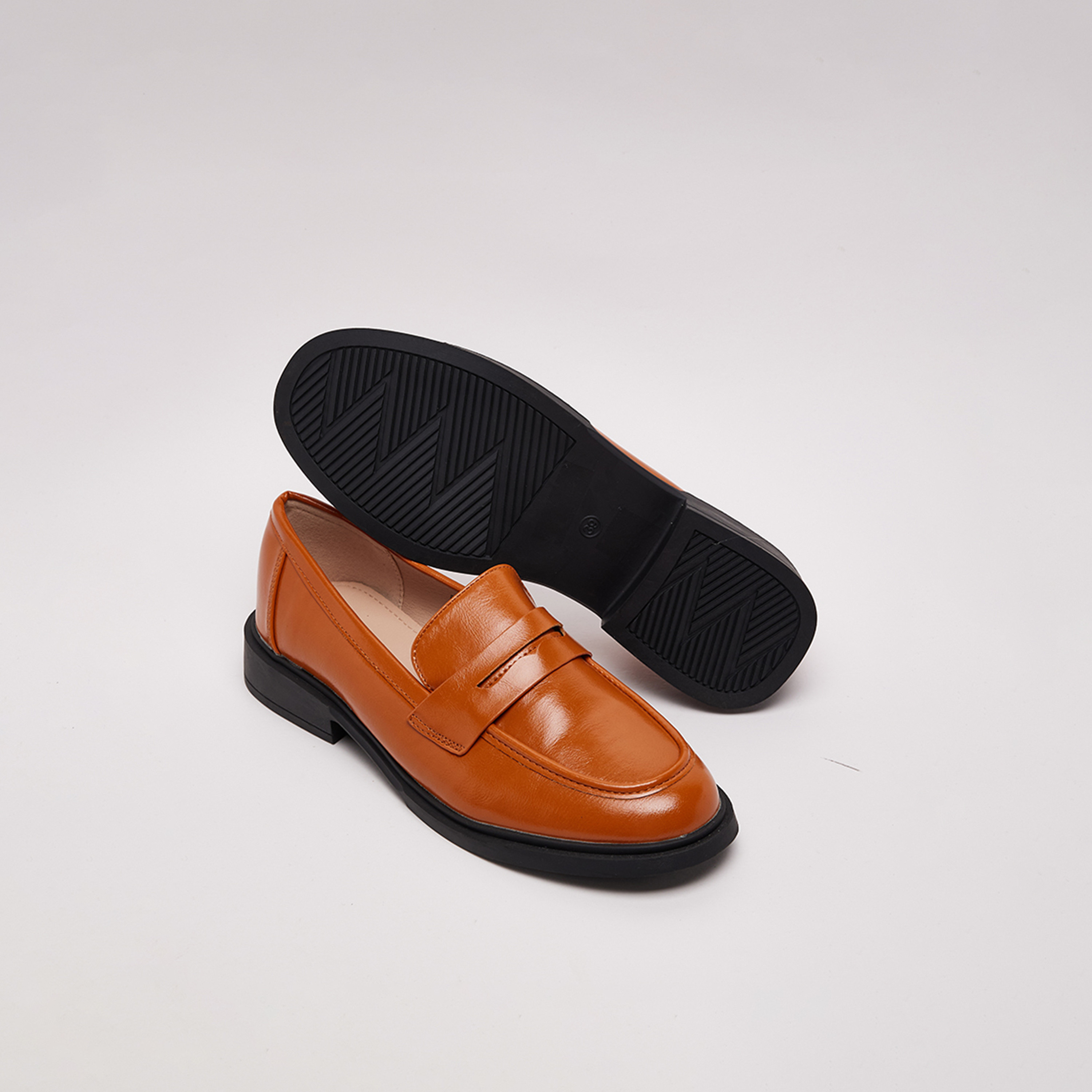 ناين ويست- حذاء لوفر نسائي دي-ميرا سهل الارتداء | D-MEERA-women-shoes-flats-loafers-image-4