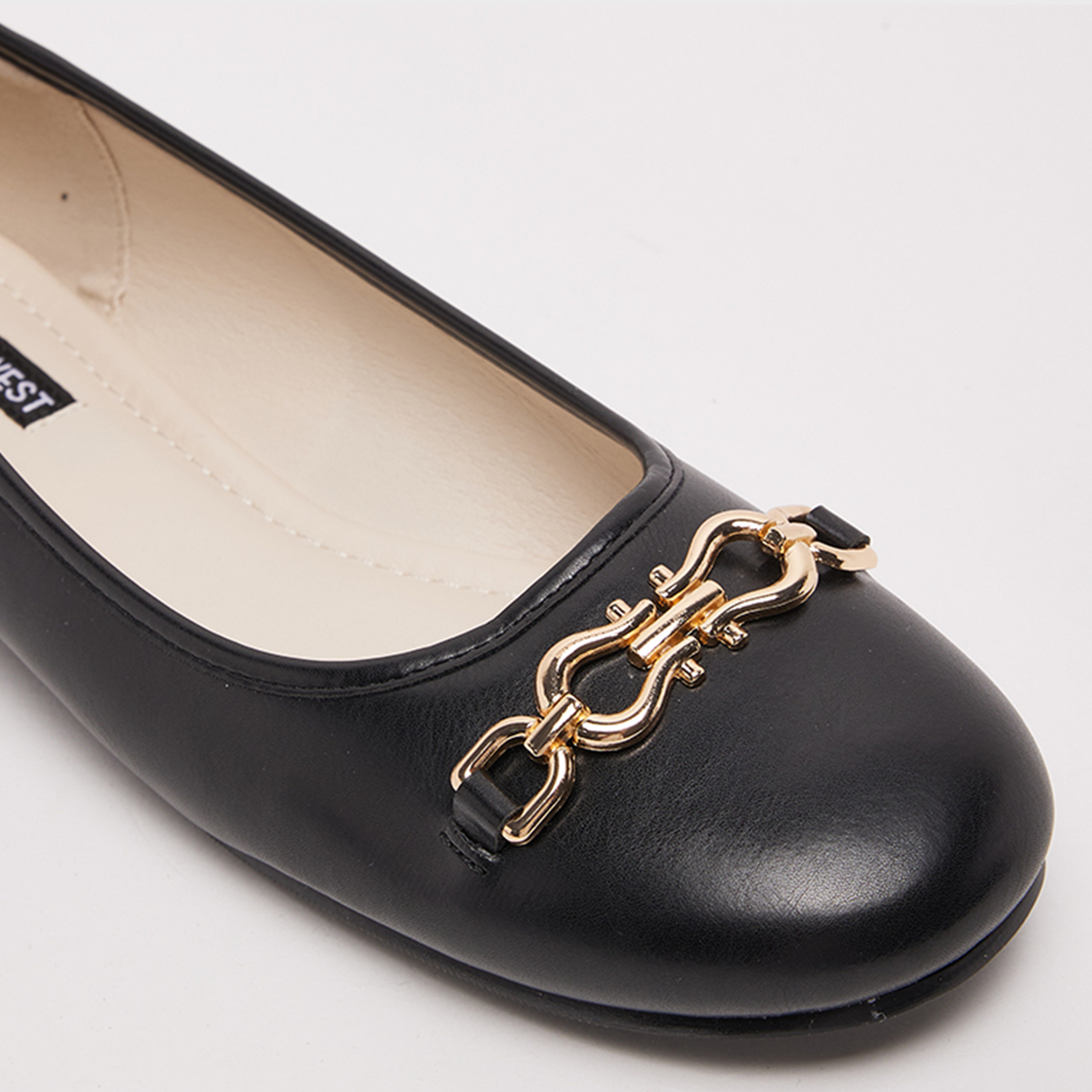 ناين ويست - حذاء باليرينا مسطح سهل الارتداء بمقدمة مستديرة للنساء | D-TRIM-women-shoes-flats-ballerinas-image-5