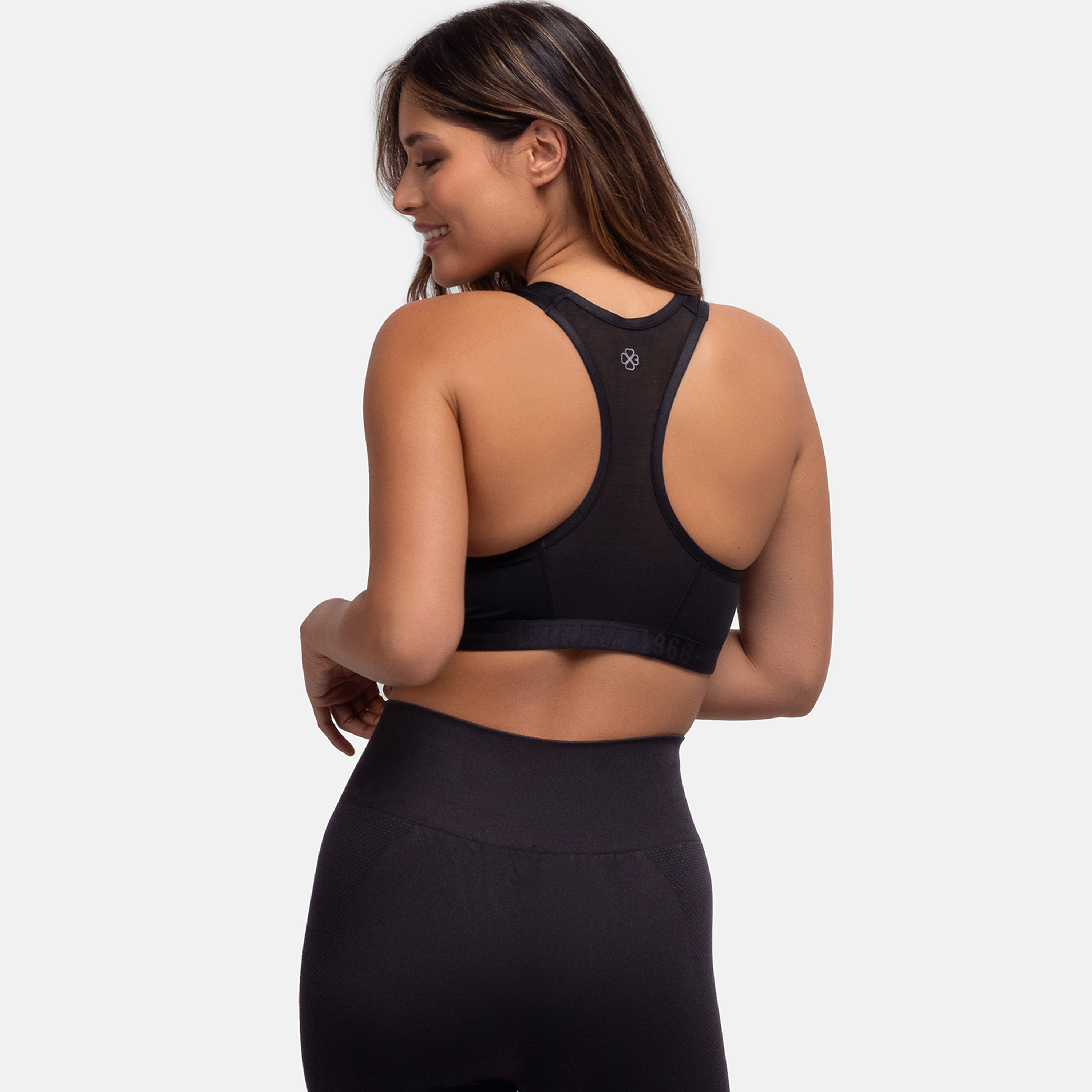 Dorina Black Plain Non Padded Wireless Sports Bra-women-clothing-sportswearandactivewear-sportsbras-image-5
