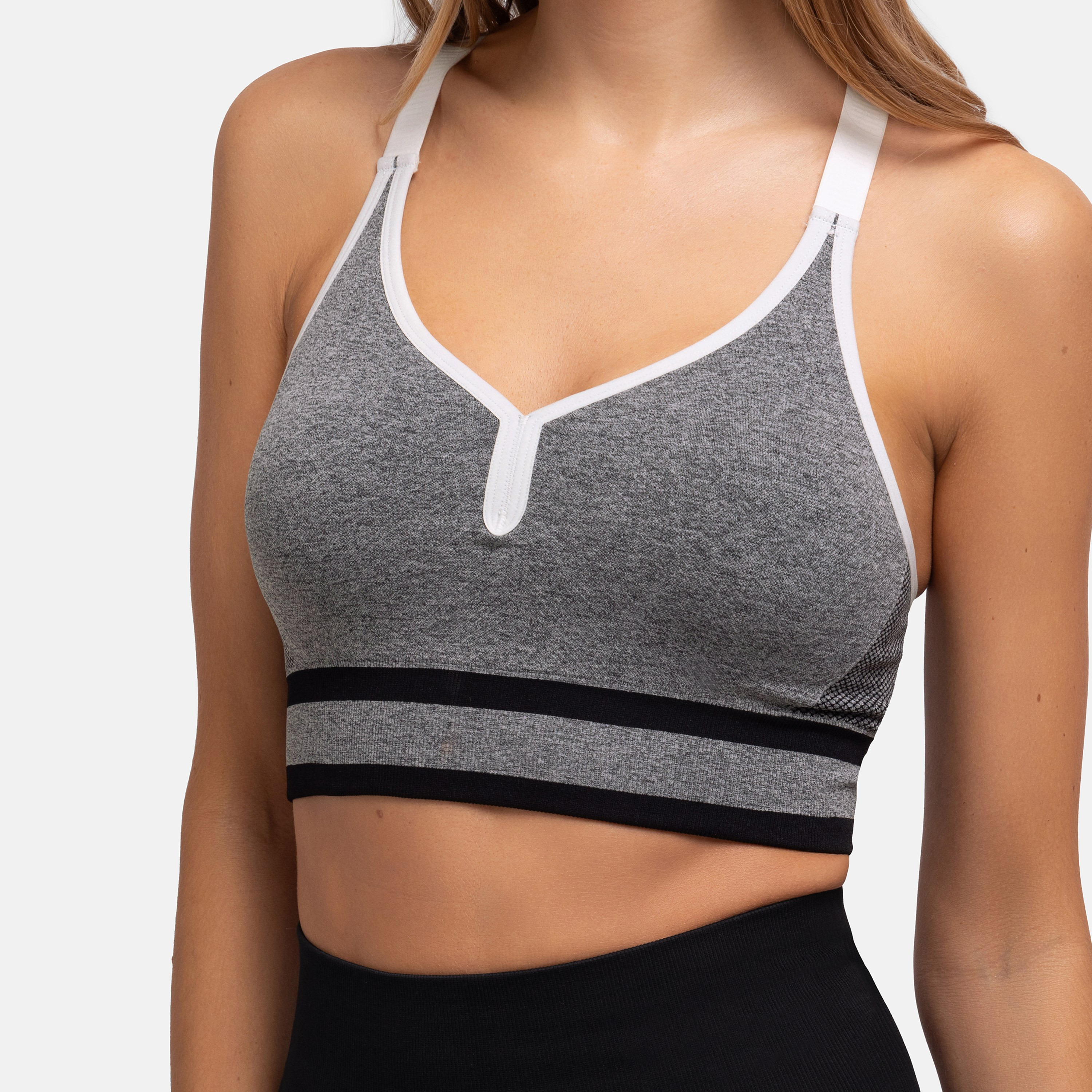 حمالة صدر سادة رياضية لا سلكية مبطنة خفيفة باللون الرمادي من دورينا-sports-women-clothing-sportsbras-image-1