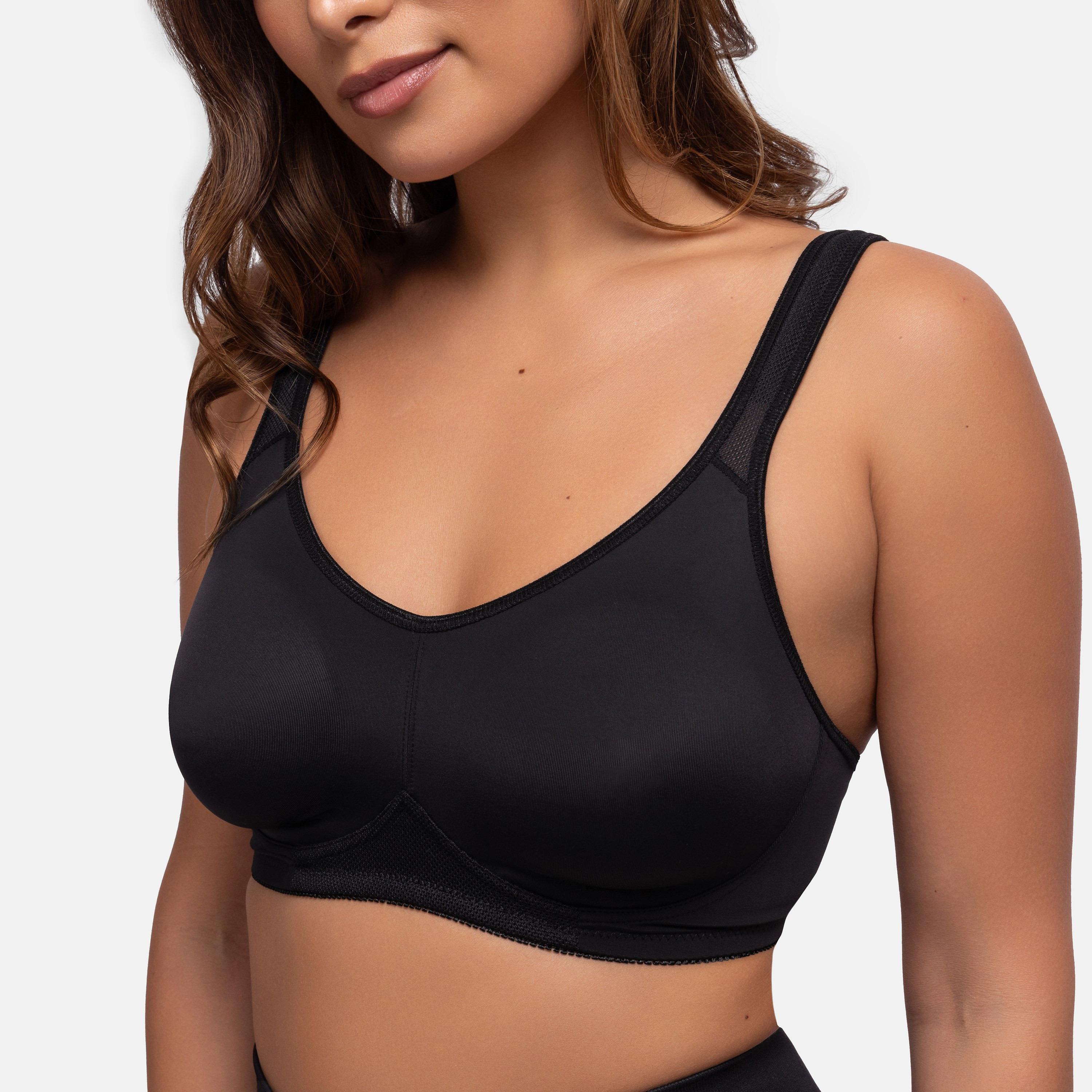 حمالة صدر سادة رياضية لاسلكية غير مبطنة باللون الأسود من دورينا-sports-women-clothing-sportsbras-image-1