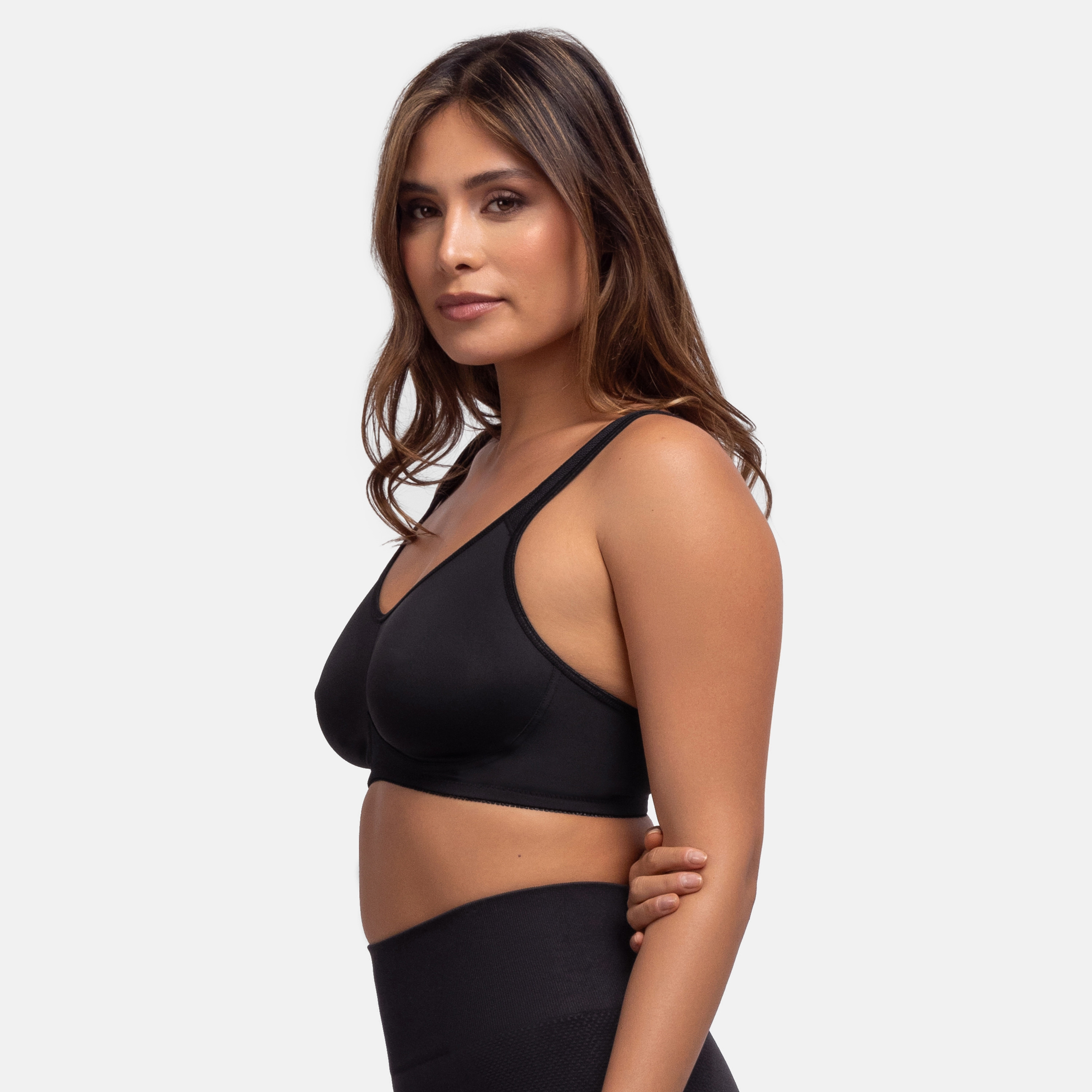 Dorina Black Plain Non Padded Wireless Sports Bra-sports-women-clothing-sportsbras-image-4