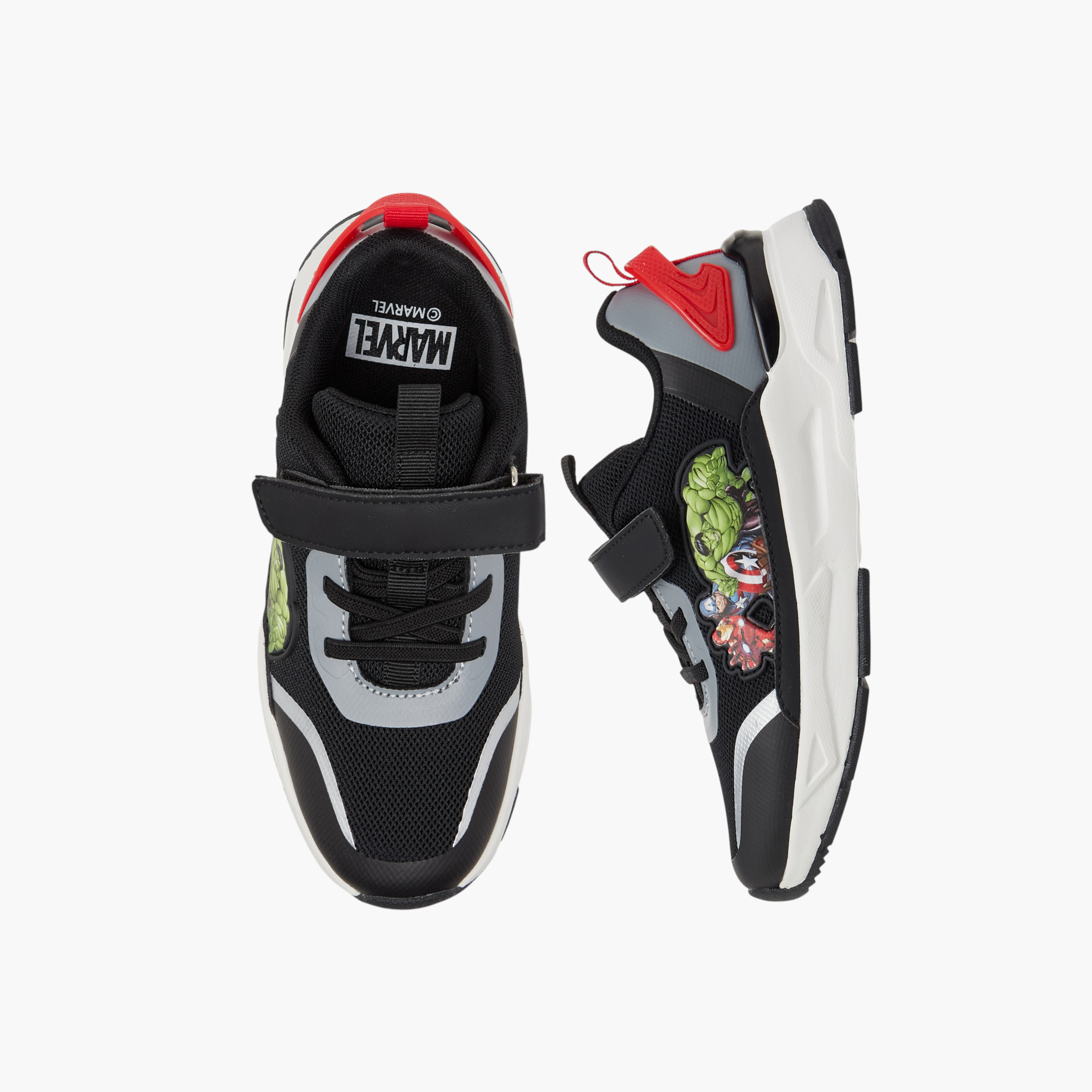 حذاء سنيكرز بشريط إغلاق لاصق وزخارف أفينجرز-boys-shoes-sneakers-image-1