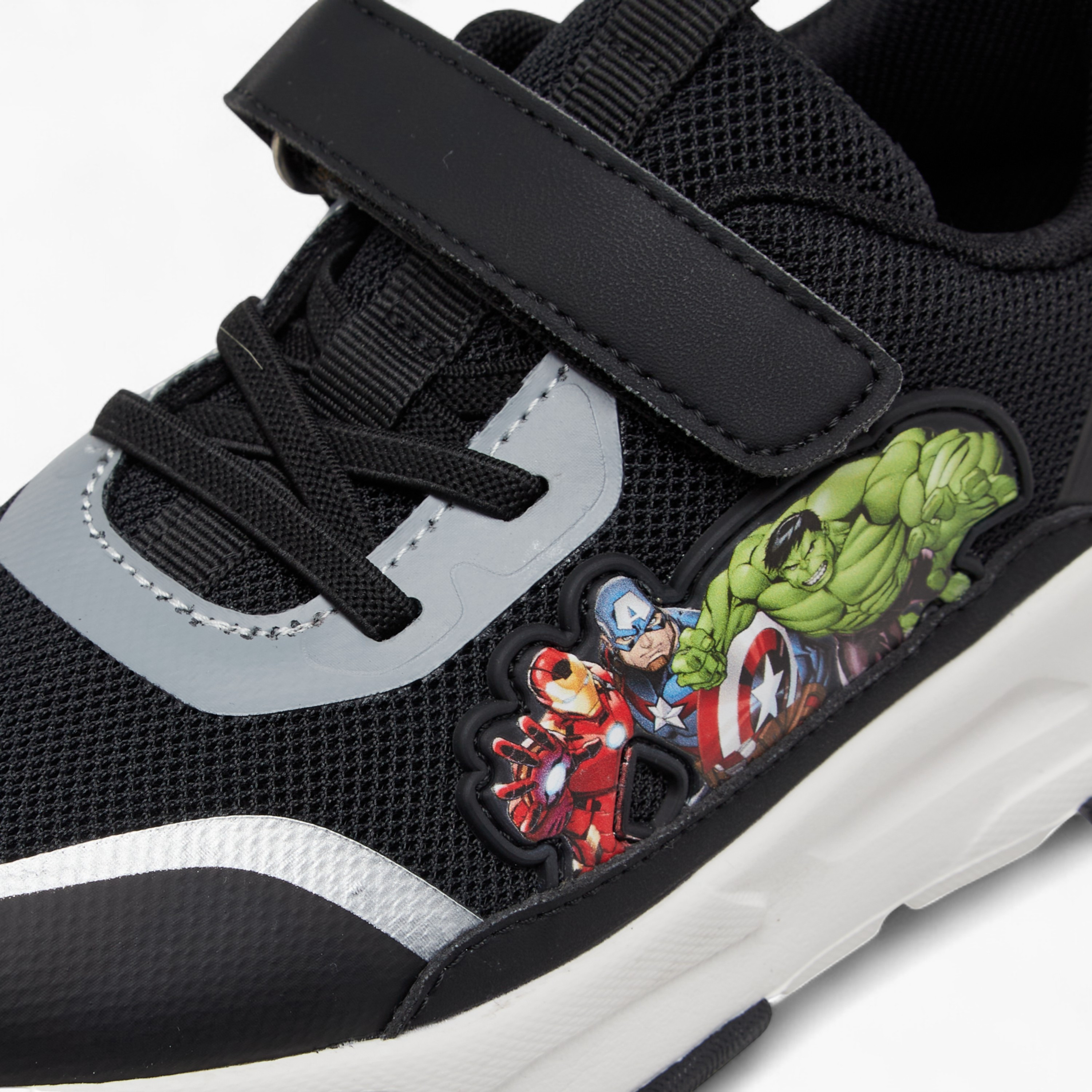 حذاء سنيكرز بشريط إغلاق لاصق وزخارف أفينجرز-boys-shoes-sneakers-image-4