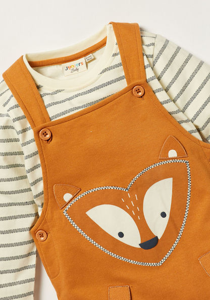 Juniors Printed T-shirt and Dungaree Set with Applique Detail