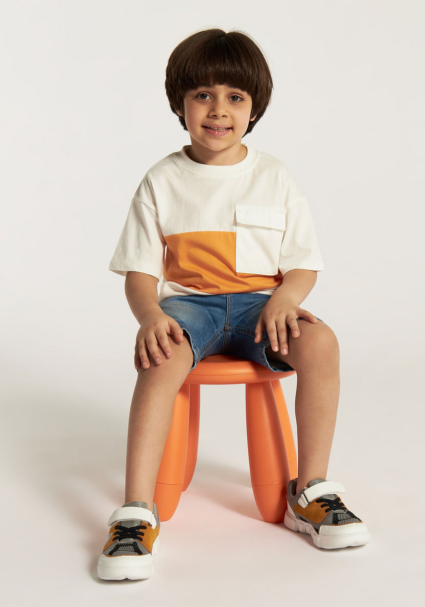 Juniors Colourblock T-shirt with Crew Neck and Pocket-T Shirts-image-0