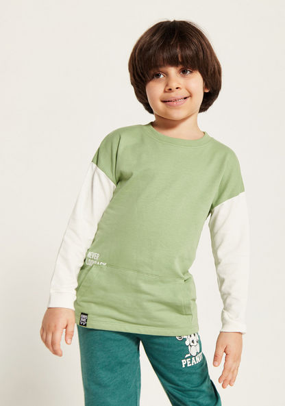 Juniors Panelled T-shirt with Long Sleeves and Kangaroo Pocket-T Shirts-image-1