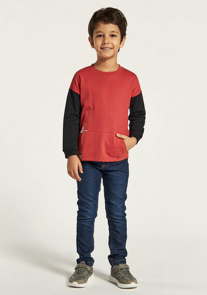Juniors Panelled T-shirt with Long Sleeves and Kangaroo Pocket-T Shirts-image-0