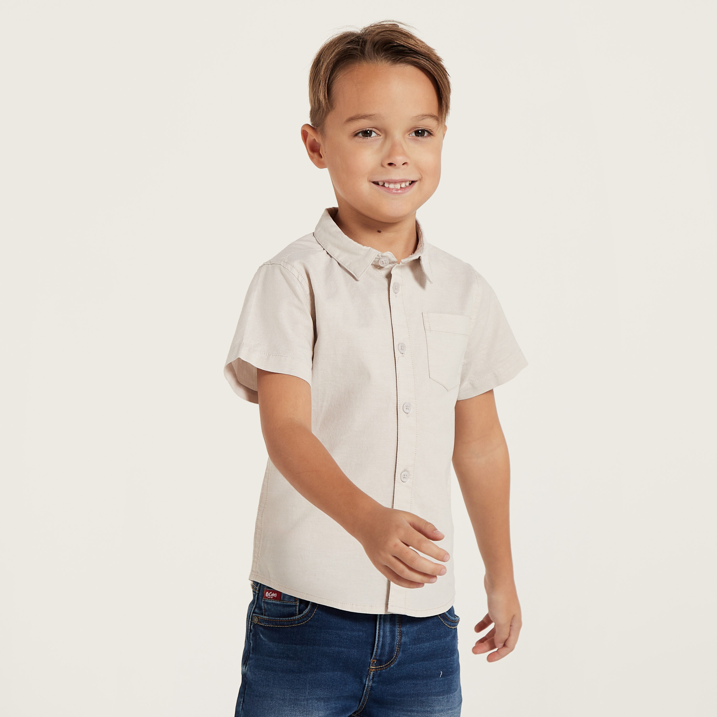 قميص سادة بأزرار وجيب على الصدر من جونيورز-boys-clothing-shirts-image-3