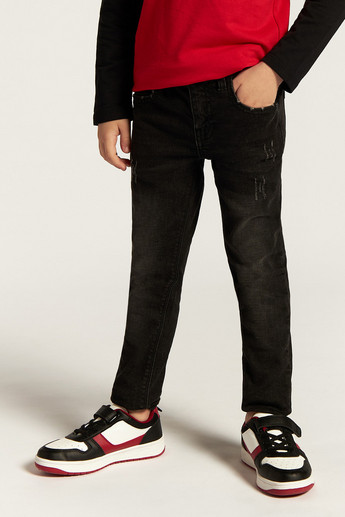 Juniors Solid Jeans with Button Closure and Pockets
