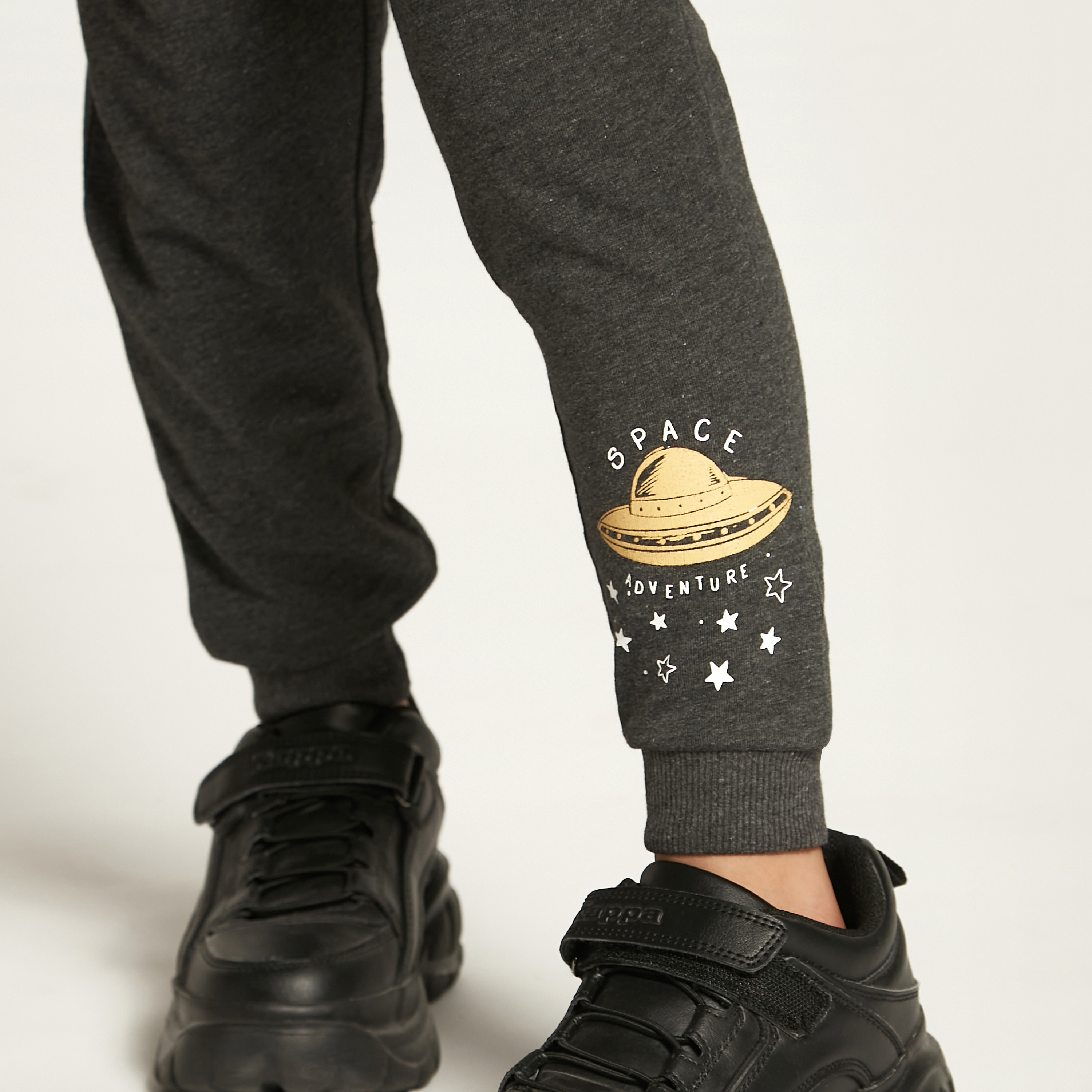 Juniors Space Print Joggers with Pockets and Drawstring Closure-boys-clothing-bottoms-joggersandtrackpants-image-3