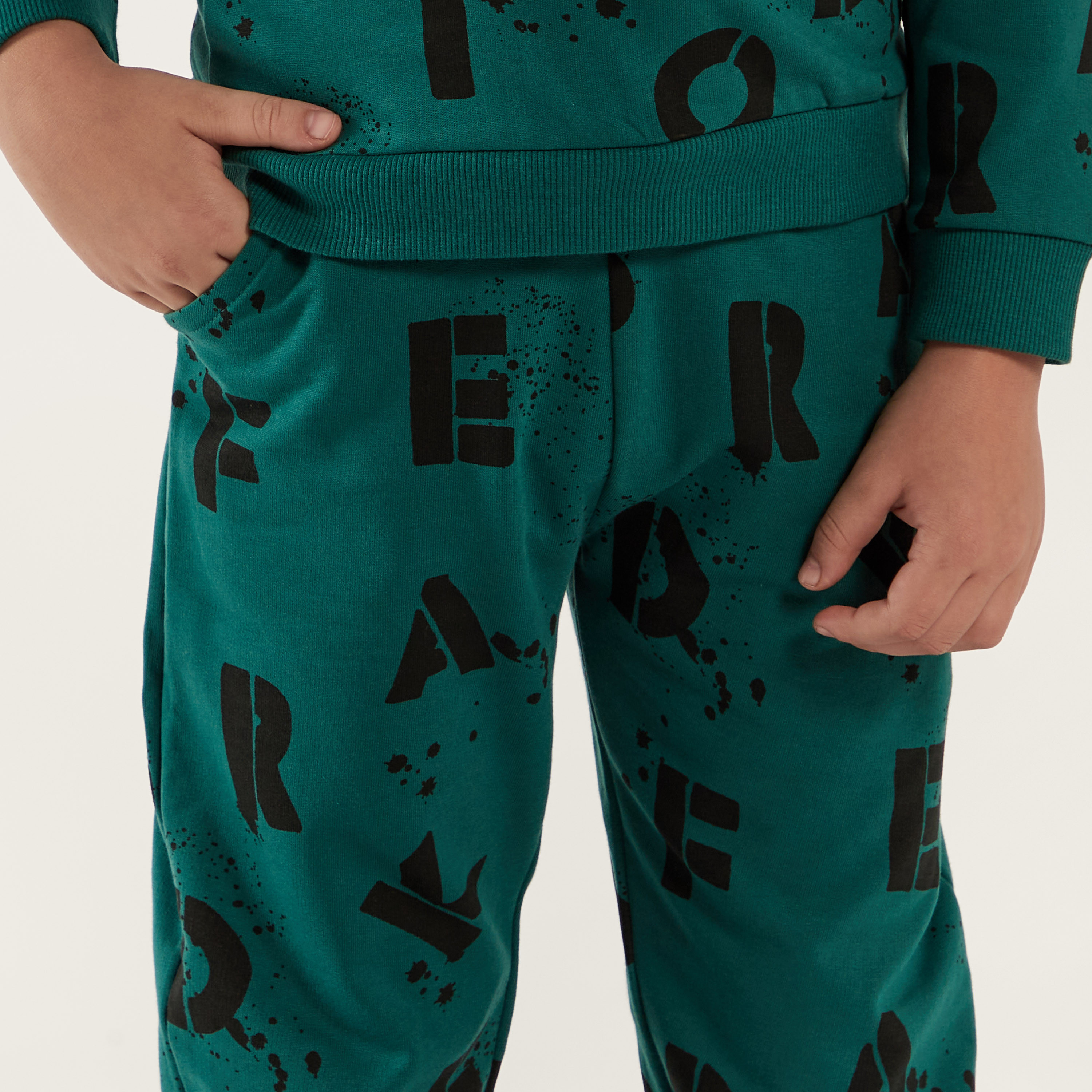 Juniors Alphabet Print Joggers with Pockets and Elasticated Waistband-boys-clothing-bottoms-joggersandtrackpants-image-3
