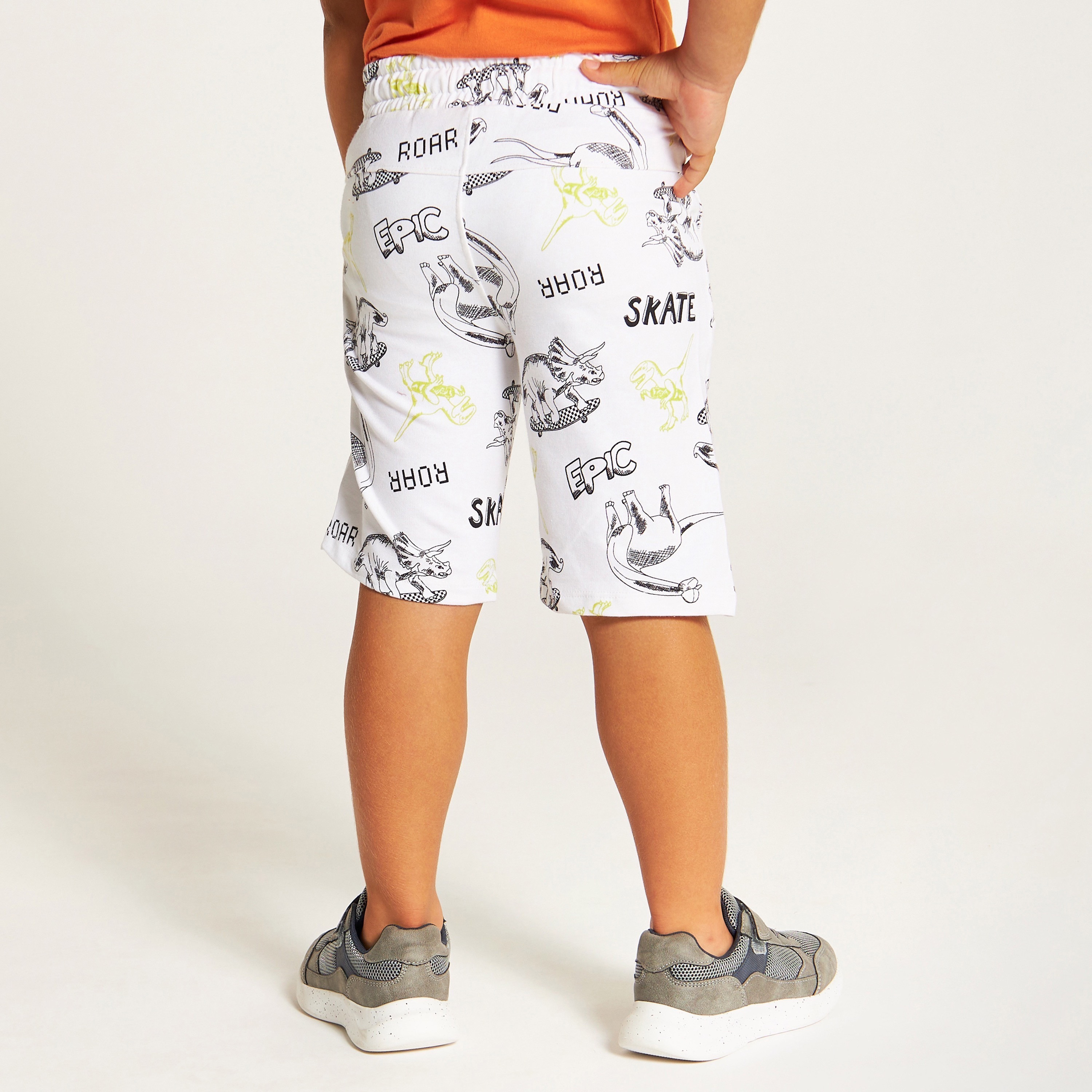 Juniors Printed Shorts with Drawstring Closure and Pockets-baby-boys-clothing-bottoms-shorts-image-4