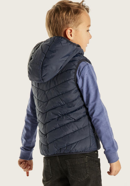Juniors Quilted Zip Through Gilet Jacket with Hood and Pockets