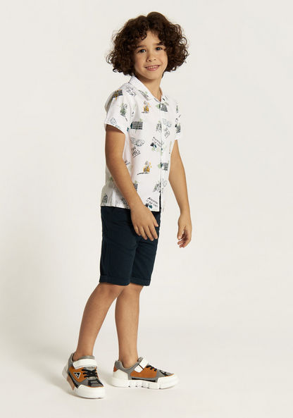 Juniors Printed Shirt with Notch Collar and Shorts Set