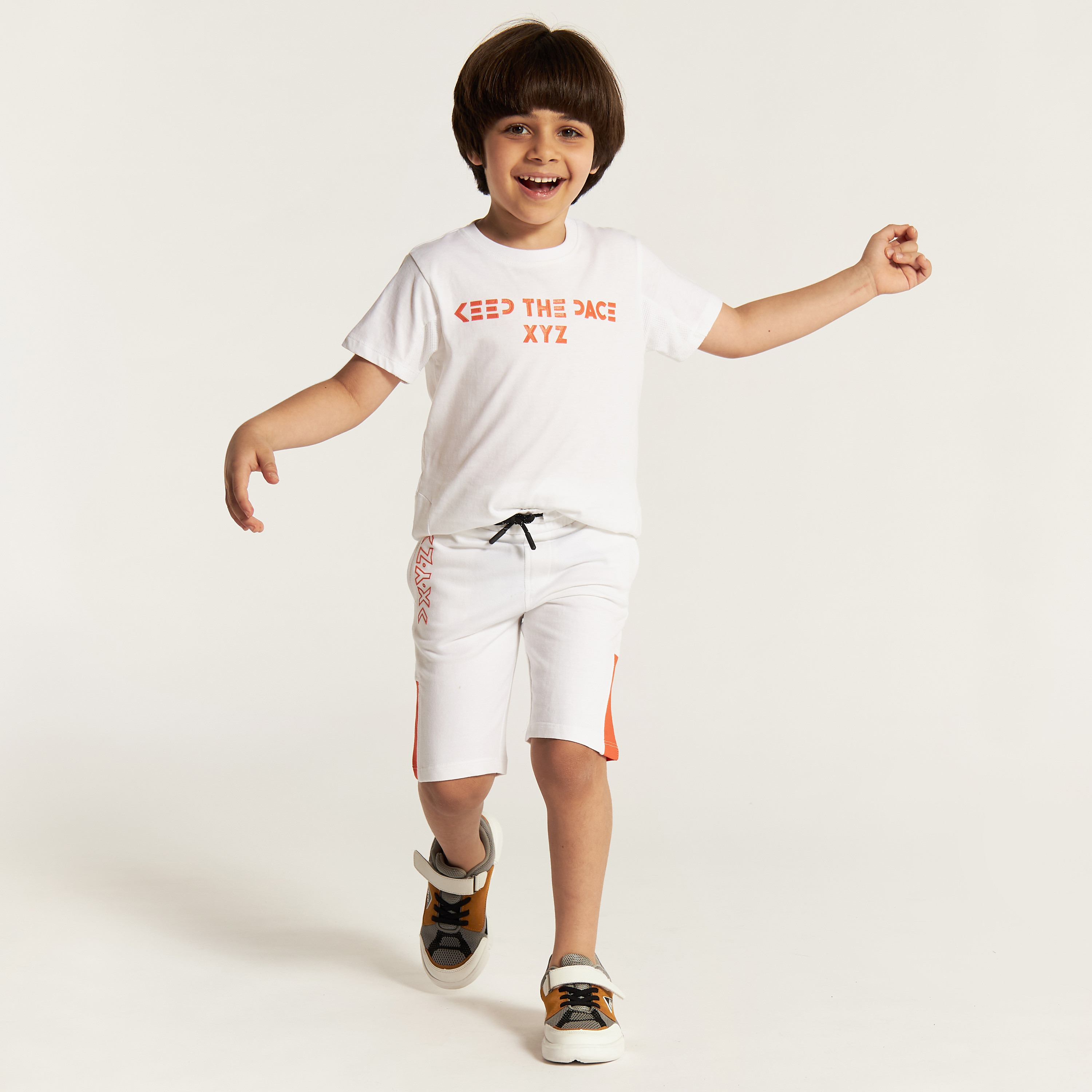 XYZ Embroidered Shorts with Drawstring Closure-baby-boys-clothing-sportswear-bottoms-image-1
