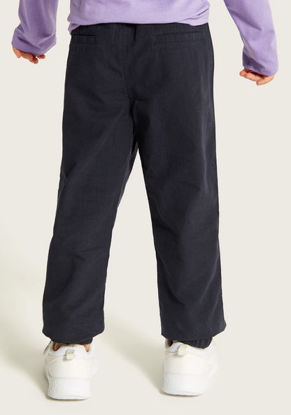 Eligo Solid Mid-Rise Pants with Pockets