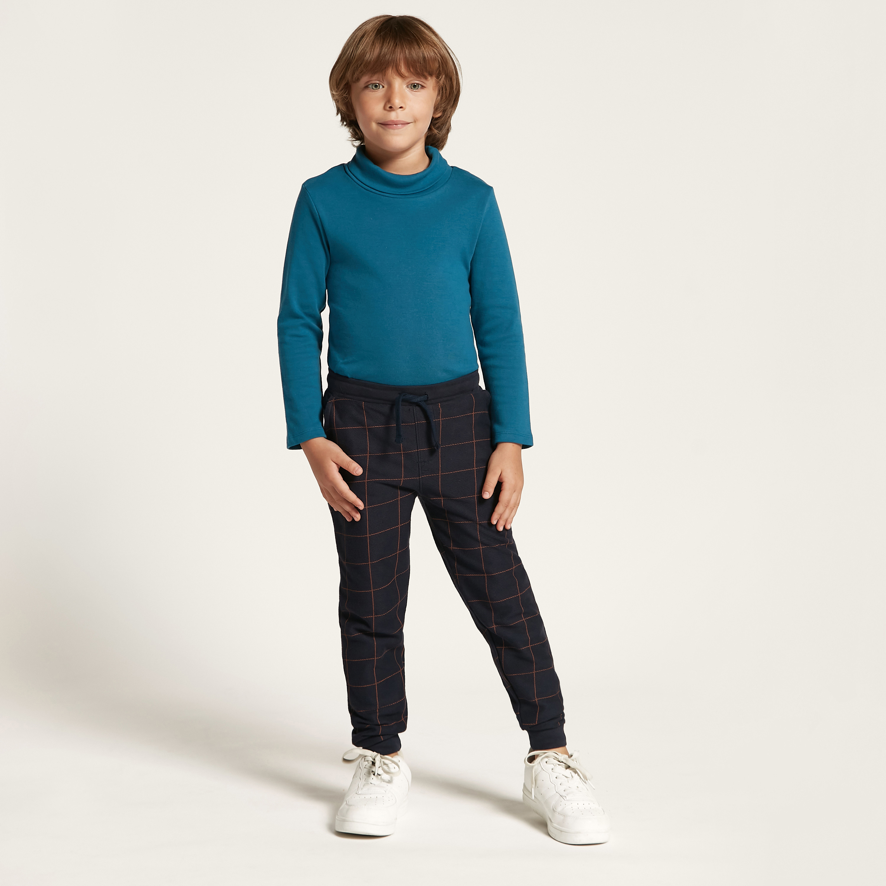 Eligo Checked Joggers with Drawstring Closure and Pockets-boys-clothing-bottoms-joggersandtrackpants-image-2