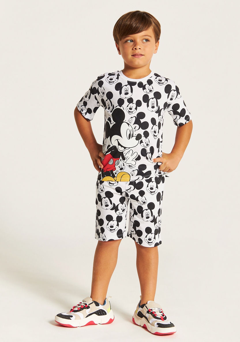 Mickey Mouse Print Crew Neck T-shirt and Shorts Set-Clothes Sets-image-0