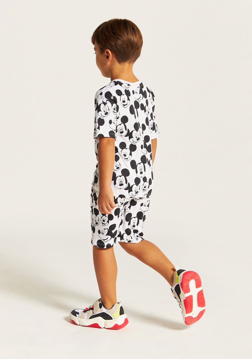 Mickey Mouse Print Crew Neck T-shirt and Shorts Set-Clothes Sets-image-4
