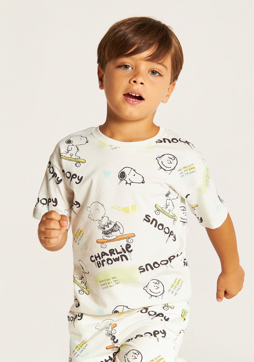 Snoopy Print Crew Neck T-shirt and Shorts Set-Clothes Sets-image-2