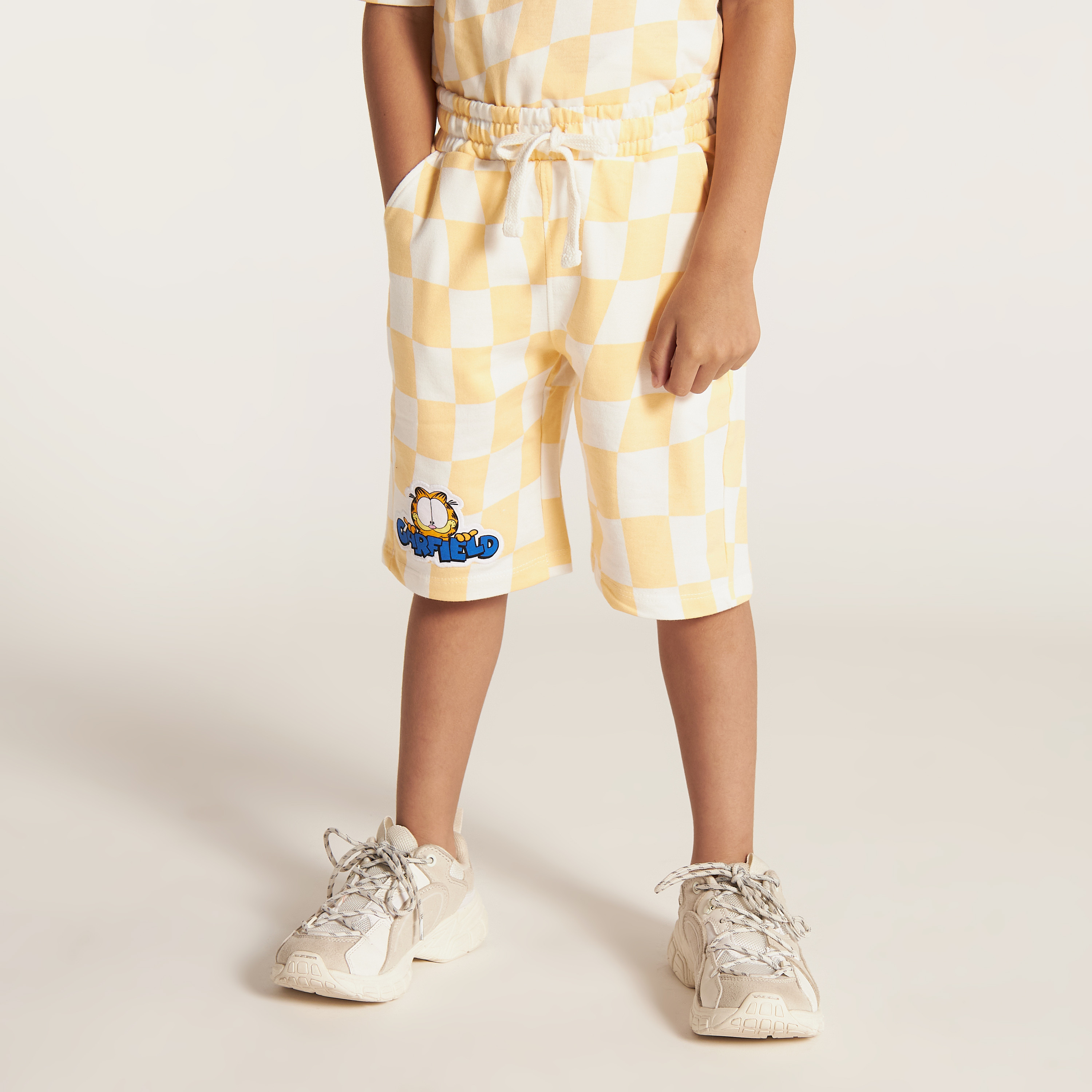 Garfield Print Round Neck T-shirt and Shorts Set-boys-clothing-setsandcoords-image-3