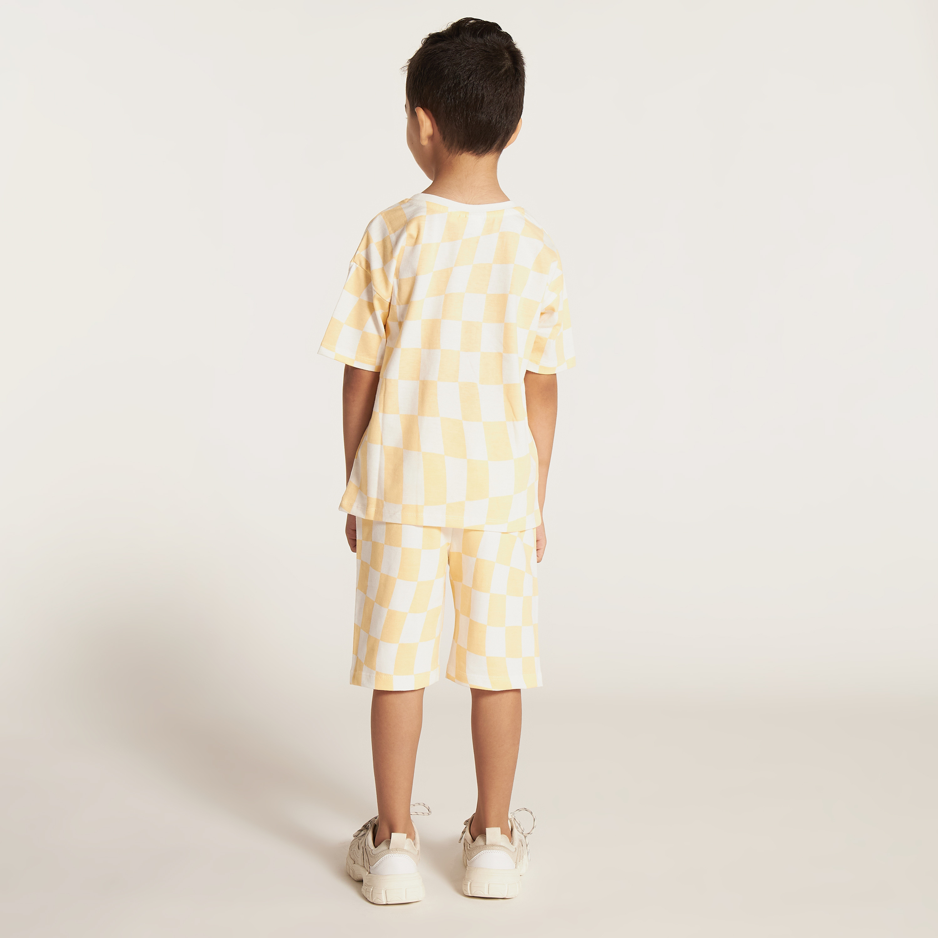 Garfield Print Round Neck T-shirt and Shorts Set-boys-clothing-setsandcoords-image-4