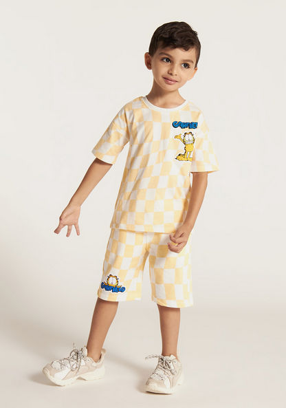 Garfield Print Round Neck T-shirt and Shorts Set-Clothes Sets-image-4