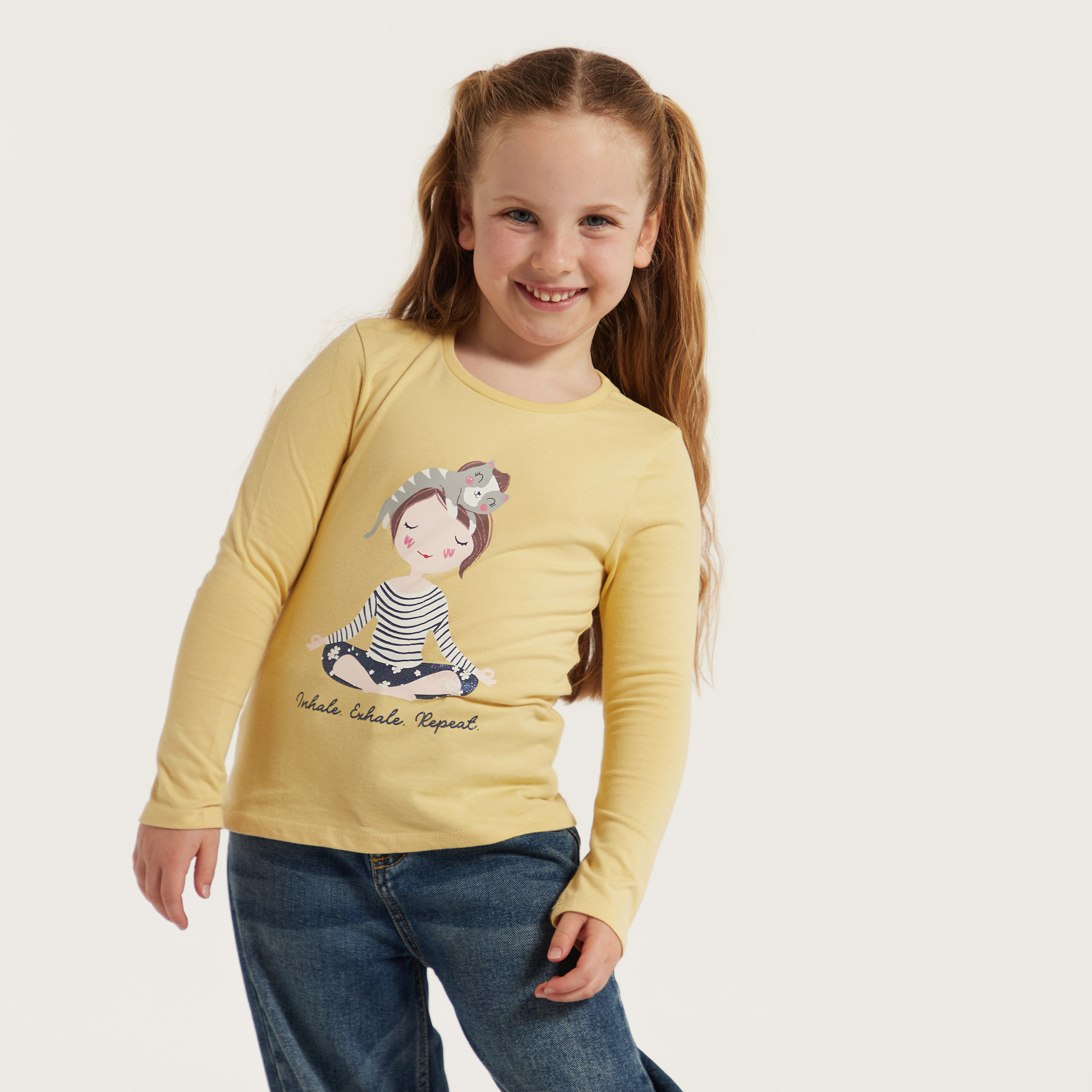 Juniors Graphic Print T-shirt with Round Neck and Long Sleeves-girls-clothing-tshirts-image-2