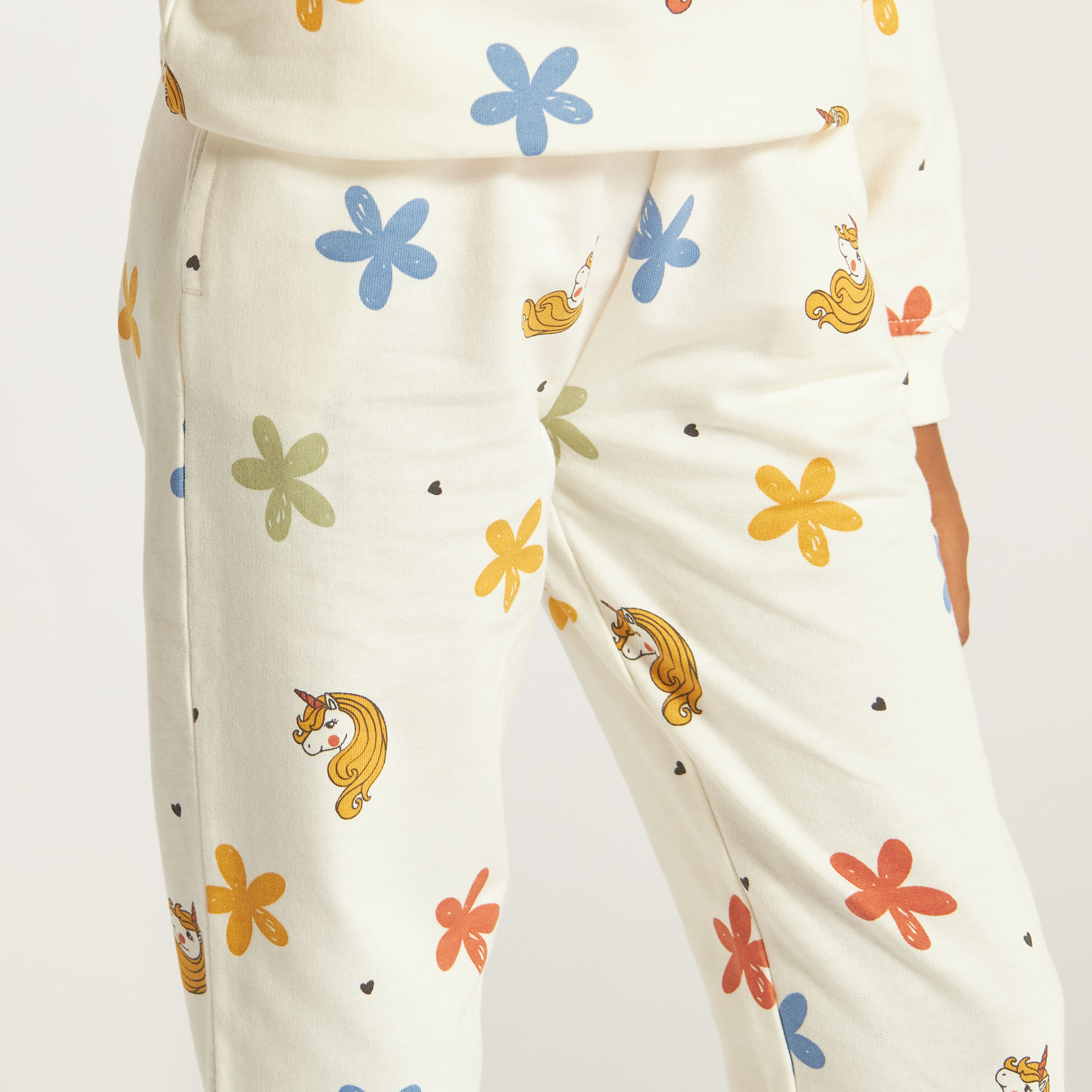 Juniors Printed Joggers with Pockets-baby-girls-clothing-bottoms-joggersandtrackpants-image-3