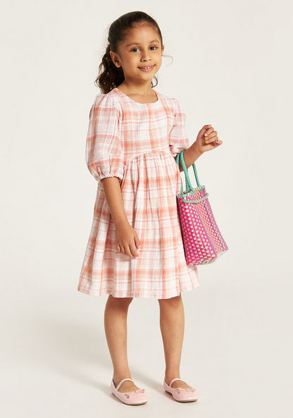 Juniors Checked Dress with 3/4 Sleeves and Button Closure