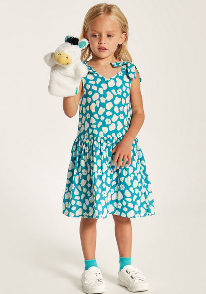 Juniors Printed Sleeveless Dress with V-neck and Tie-Up Detail