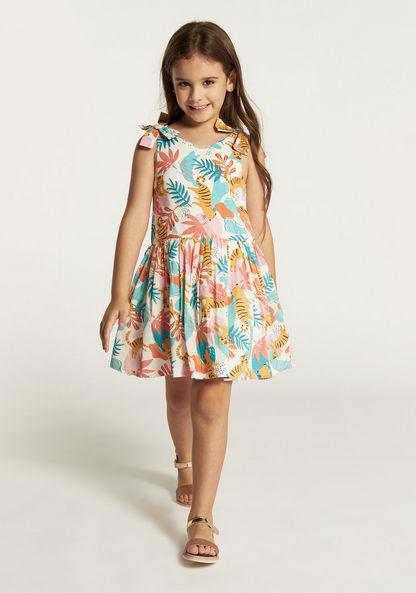 Juniors Printed Sleeveless Dress with V-neck and Bow Detail